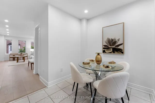 Additional property image - 80 Acorn Pl Unit 28