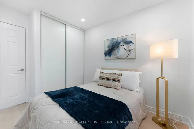 Additional property image - 80 Acorn Pl Unit 28