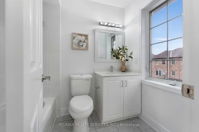 Additional property image - 80 Acorn Pl Unit 28