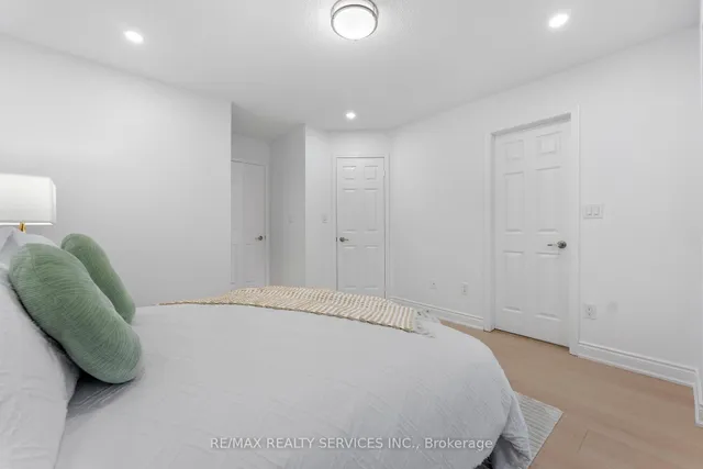 Additional property image - 80 Acorn Pl Unit 28