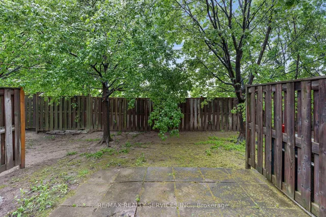 Additional property image - 80 Acorn Pl Unit 28
