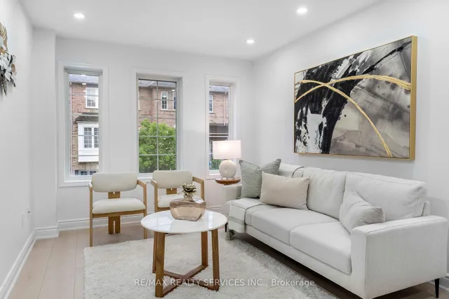 Additional property image - 80 Acorn Pl Unit 28