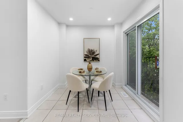 Additional property image - 80 Acorn Pl Unit 28
