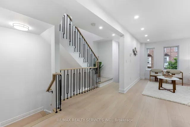 Additional property image - 80 Acorn Pl Unit 28