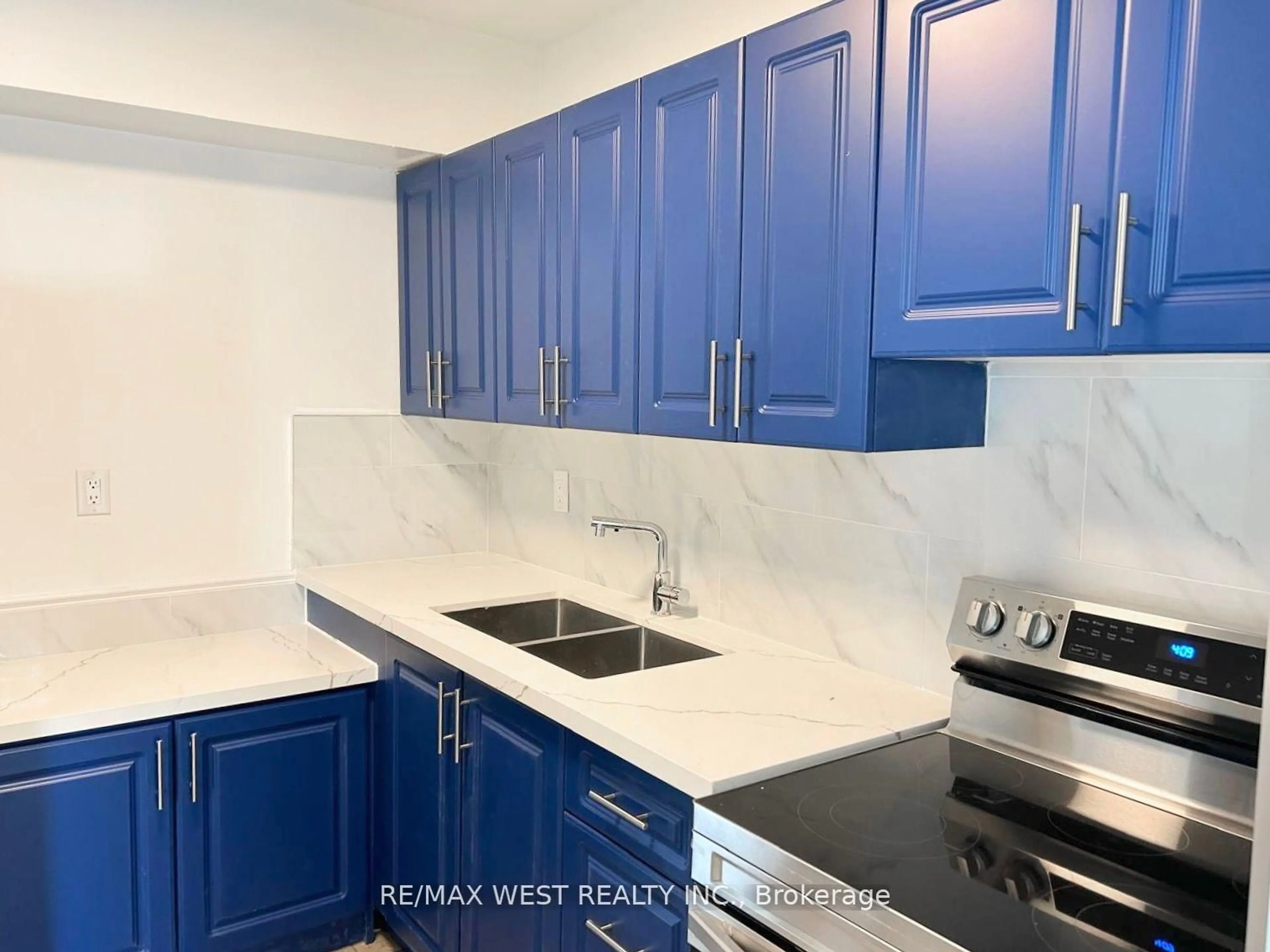 Standard kitchen, unknown for 330 Dixon Rd #1108, Toronto Ontario M9R 1S9