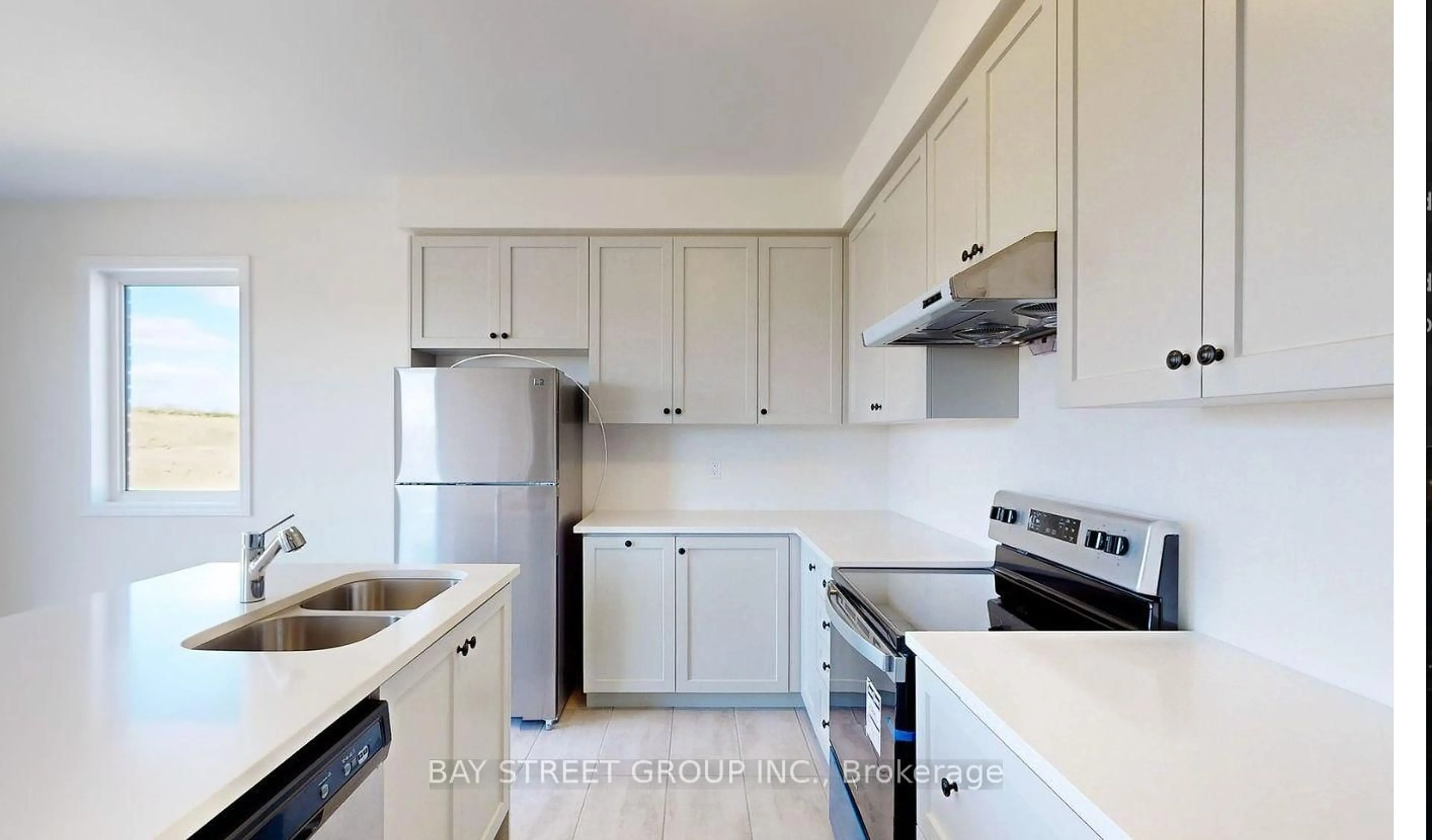 Standard kitchen, unknown for 24 Moorhart Cres, Caledon Ontario L7C 4J5
