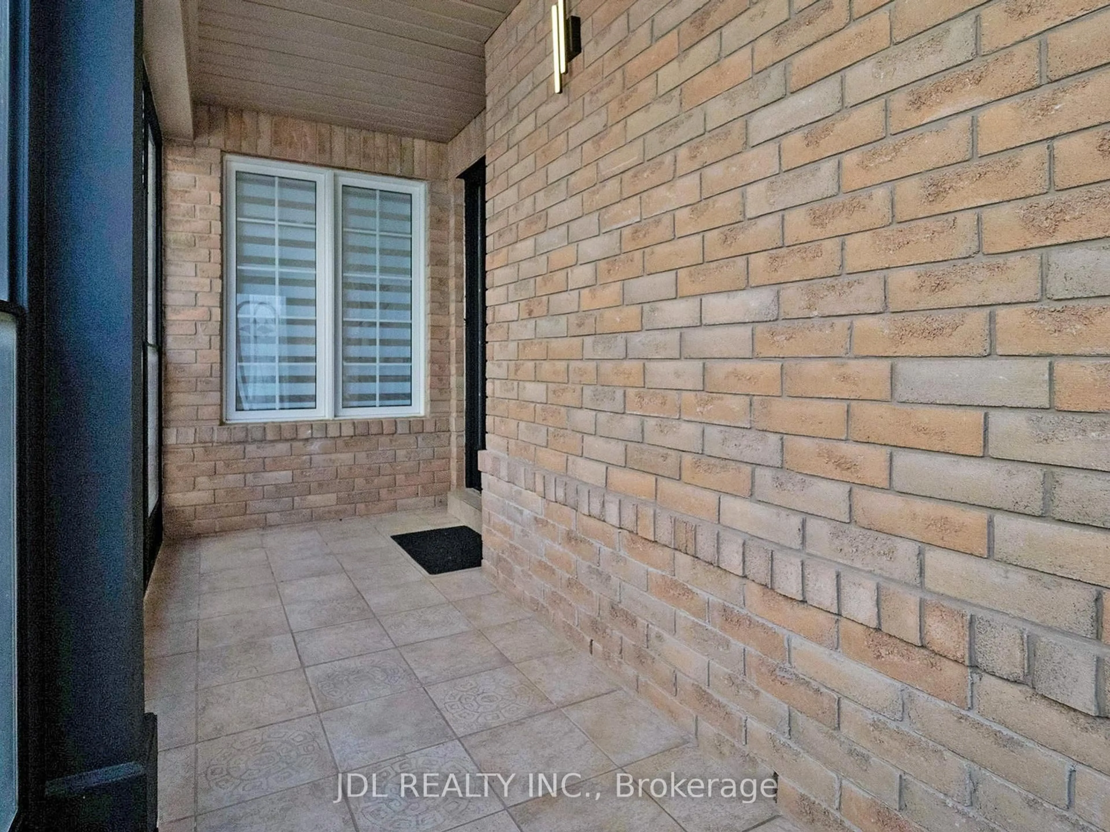 Unknown for 1043 Freeman Tr, Milton Ontario L9T 5T3