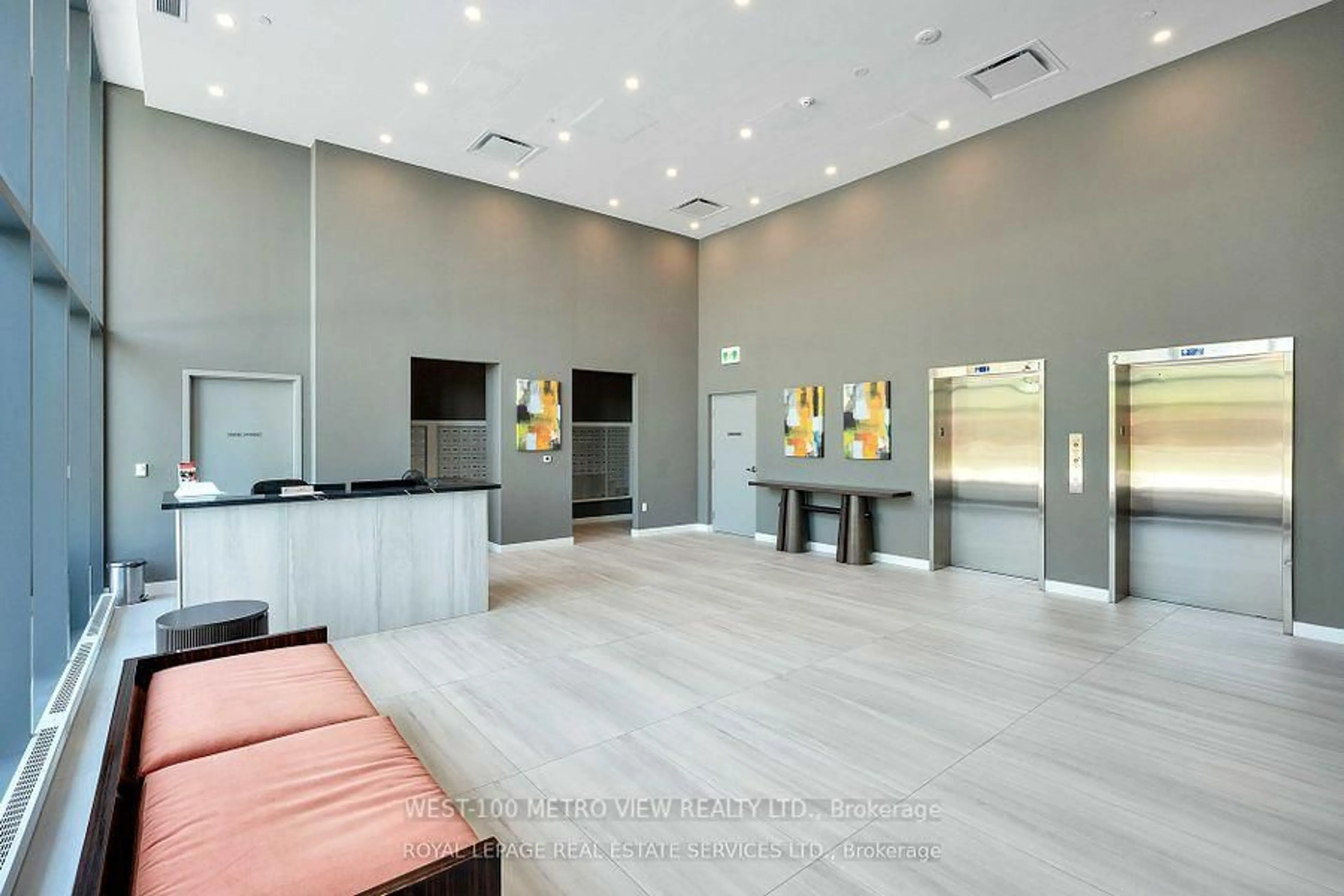 Lobby for 859 The Queensway #623, Toronto Ontario M8Z 1N8