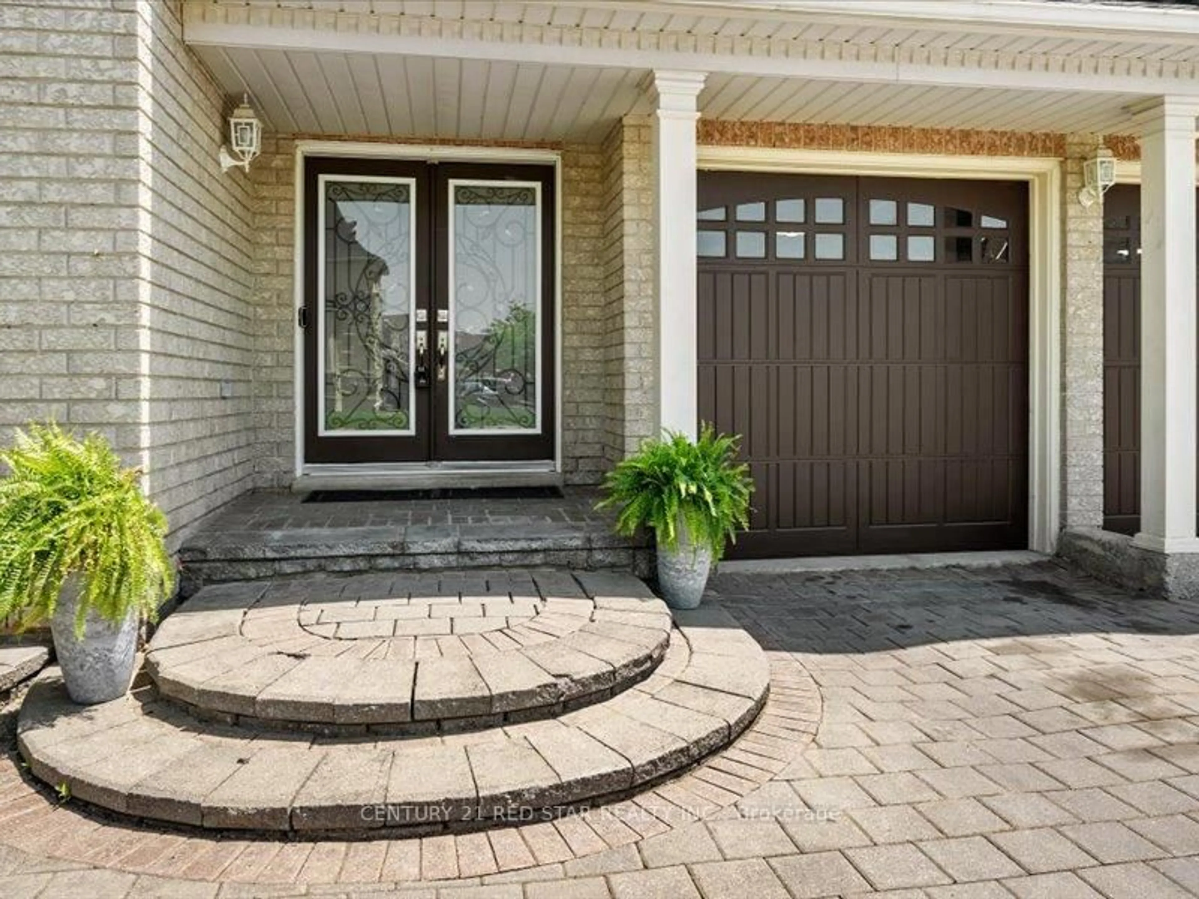 Home with brick exterior material, street for 31 Eiffel Blvd, Brampton Ontario L6P 1V9