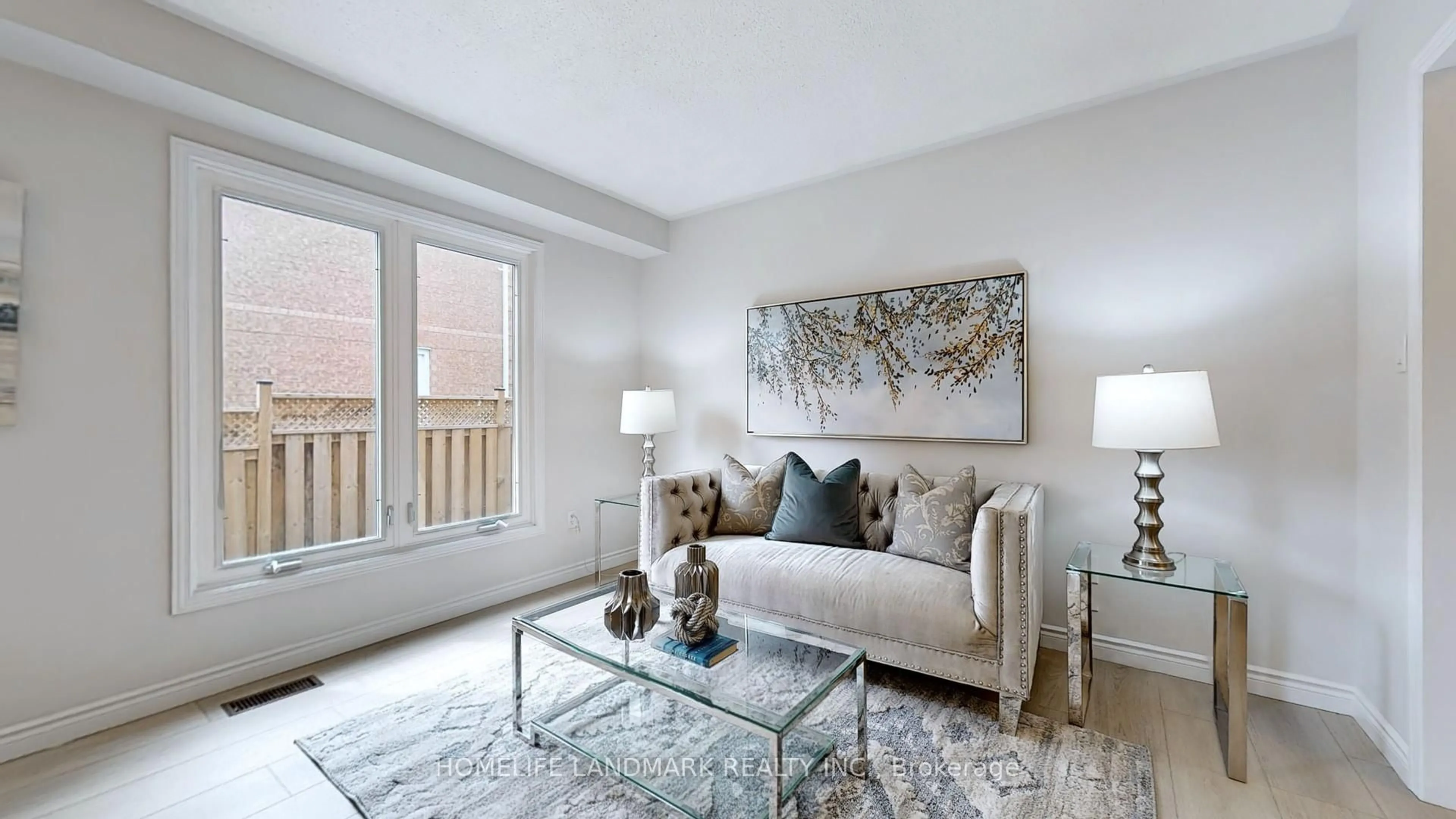 Living room with furniture, unknown for 2243 Ridge Landing, Oakville Ontario L6M 3L6