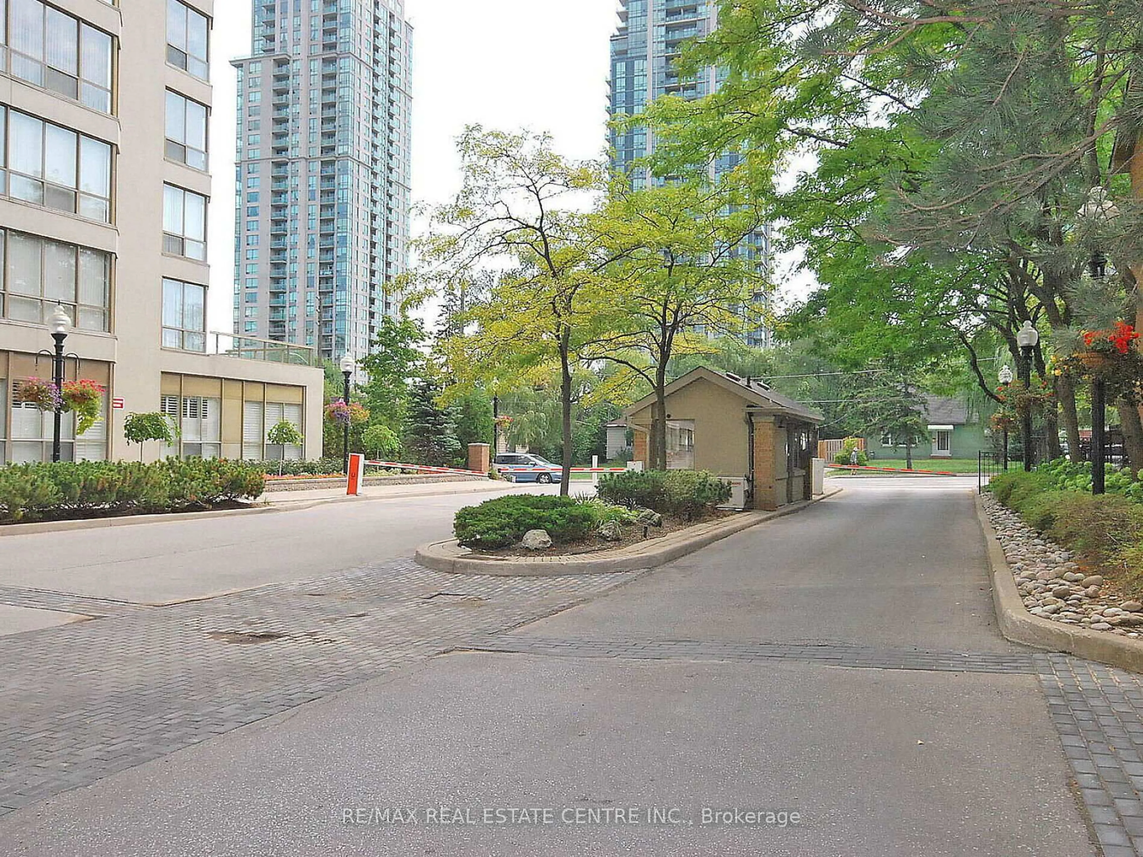 Unknown for 55 Elm Dr #1404, Mississauga Ontario L5B 3Z3