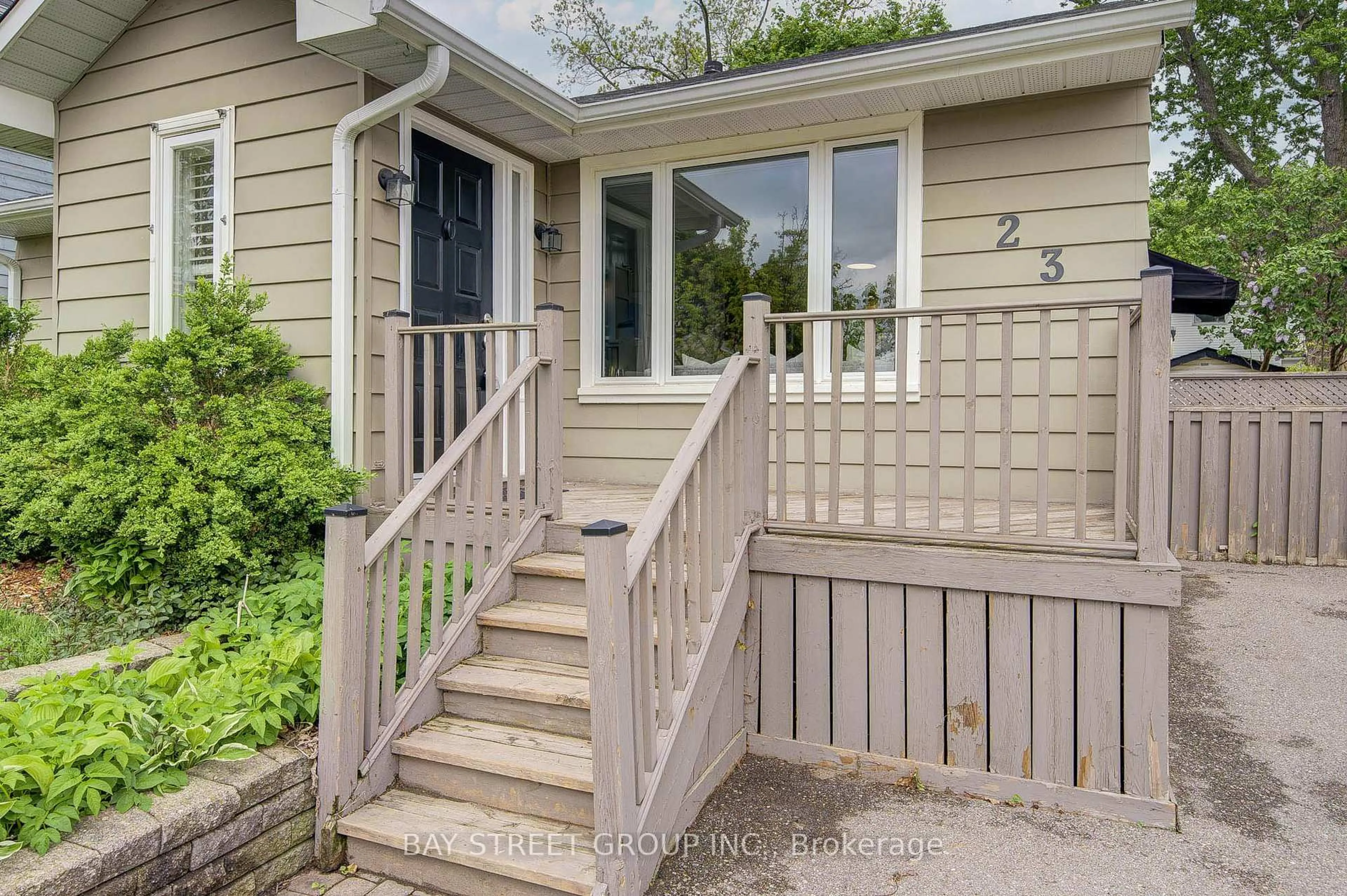Unknown for 23 Washington Ave, Oakville Ontario L6K 1W5