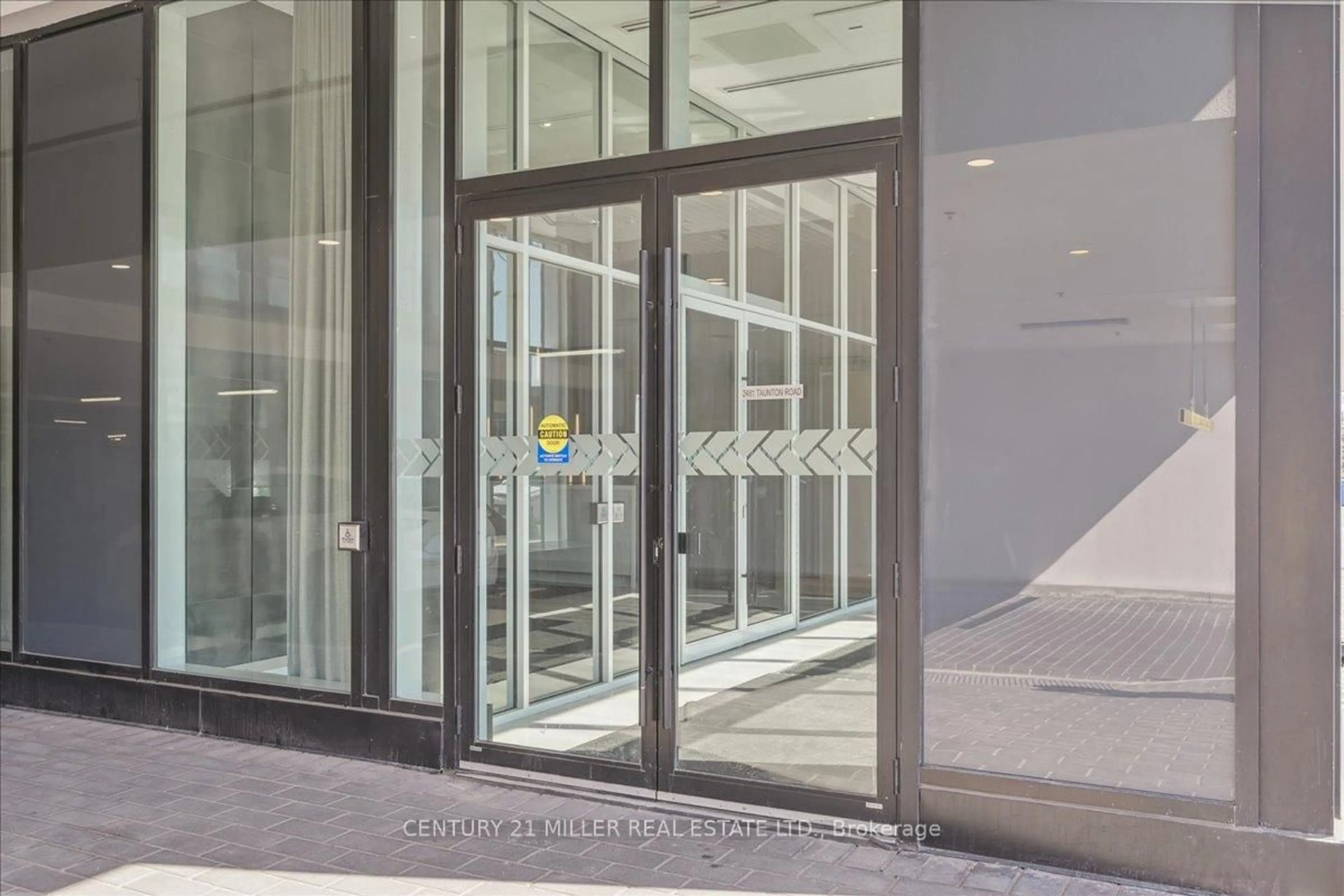Indoor foyer for 2481 Taunton Rd #466, Oakville Ontario L6H 3R7