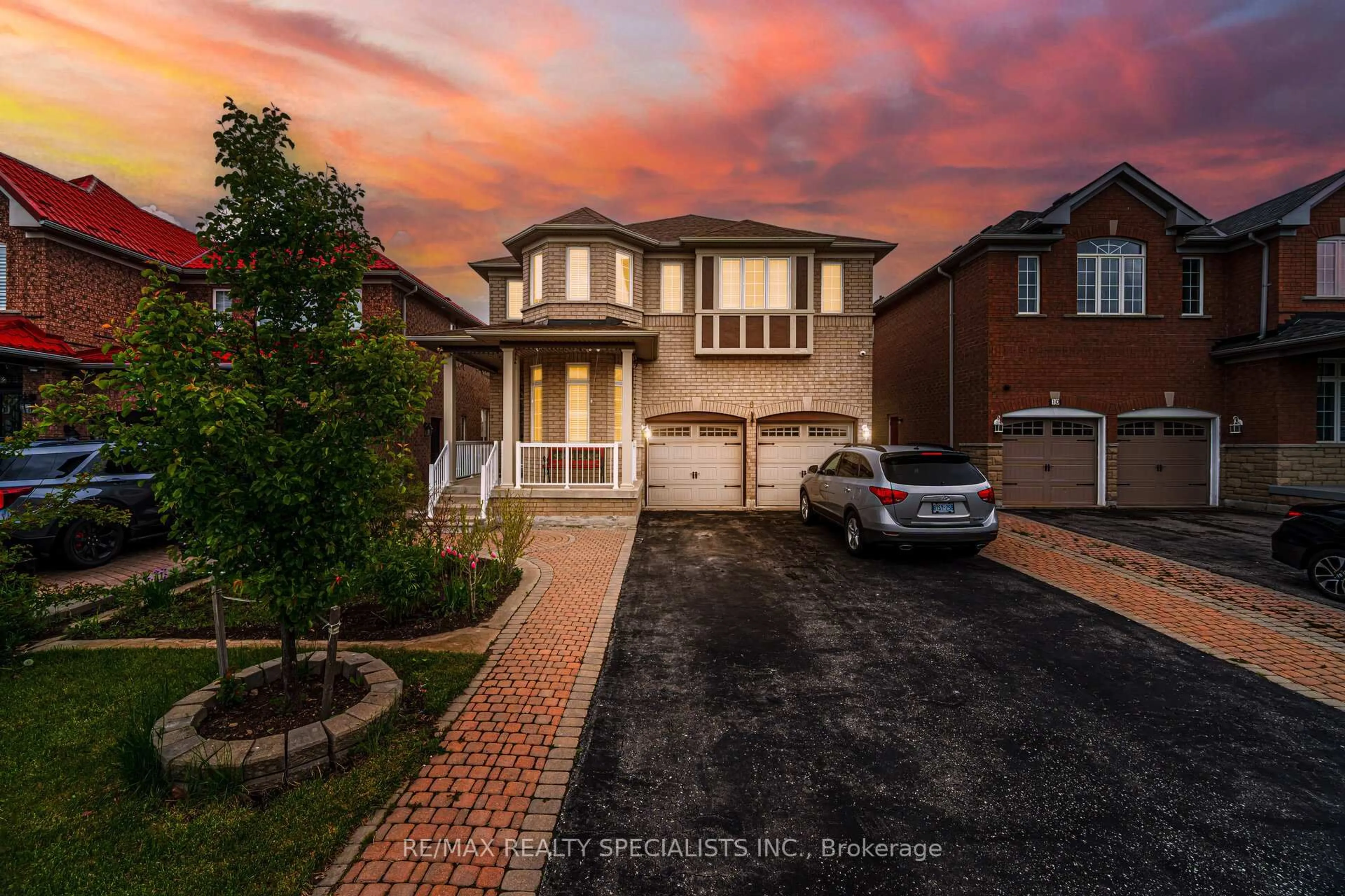 Unknown for 8 Goreridge Cres, Brampton Ontario L6P 1P2
