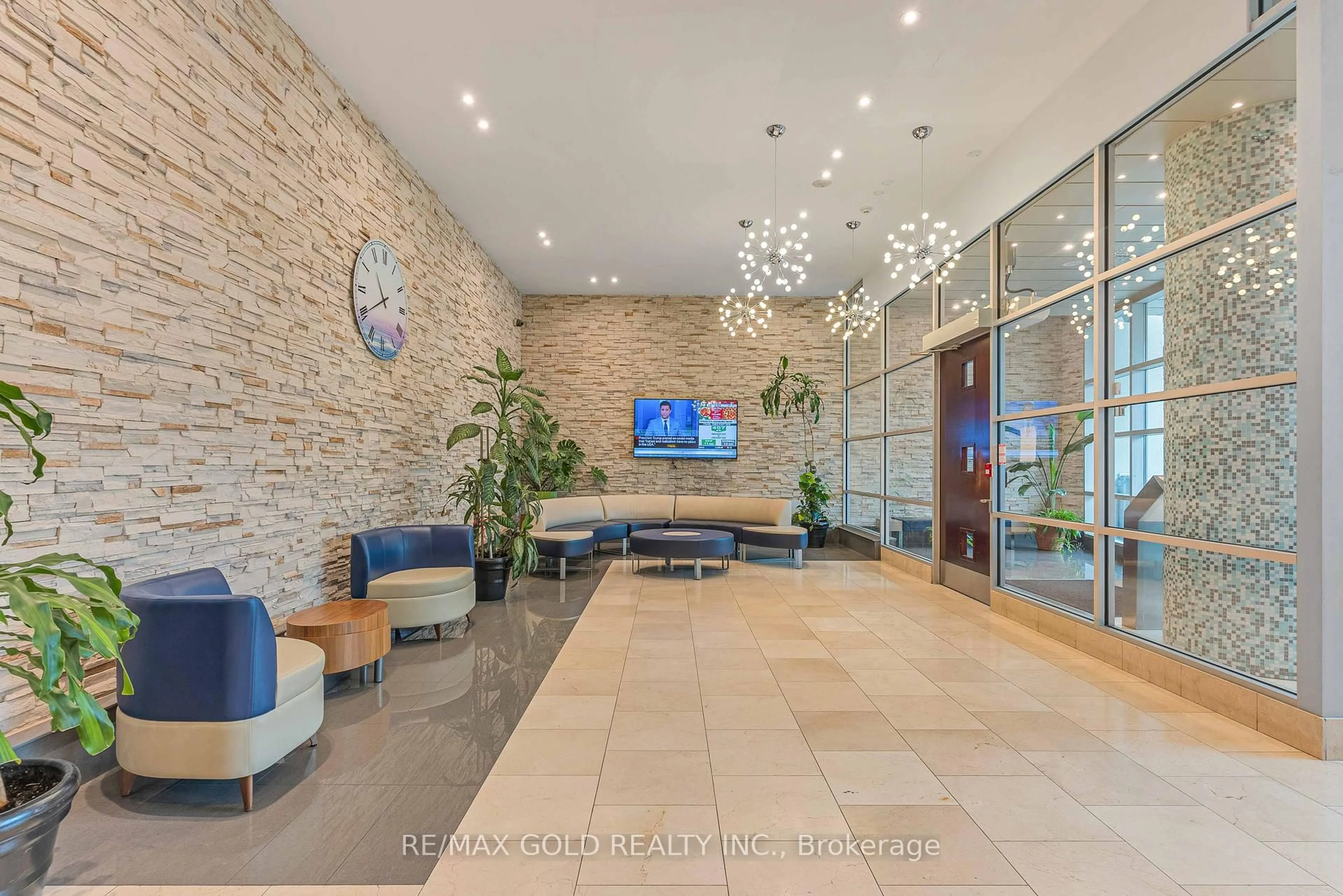 Lobby for 3939 Duke Of York Blvd #1902, Mississauga Ontario L5B 4N2