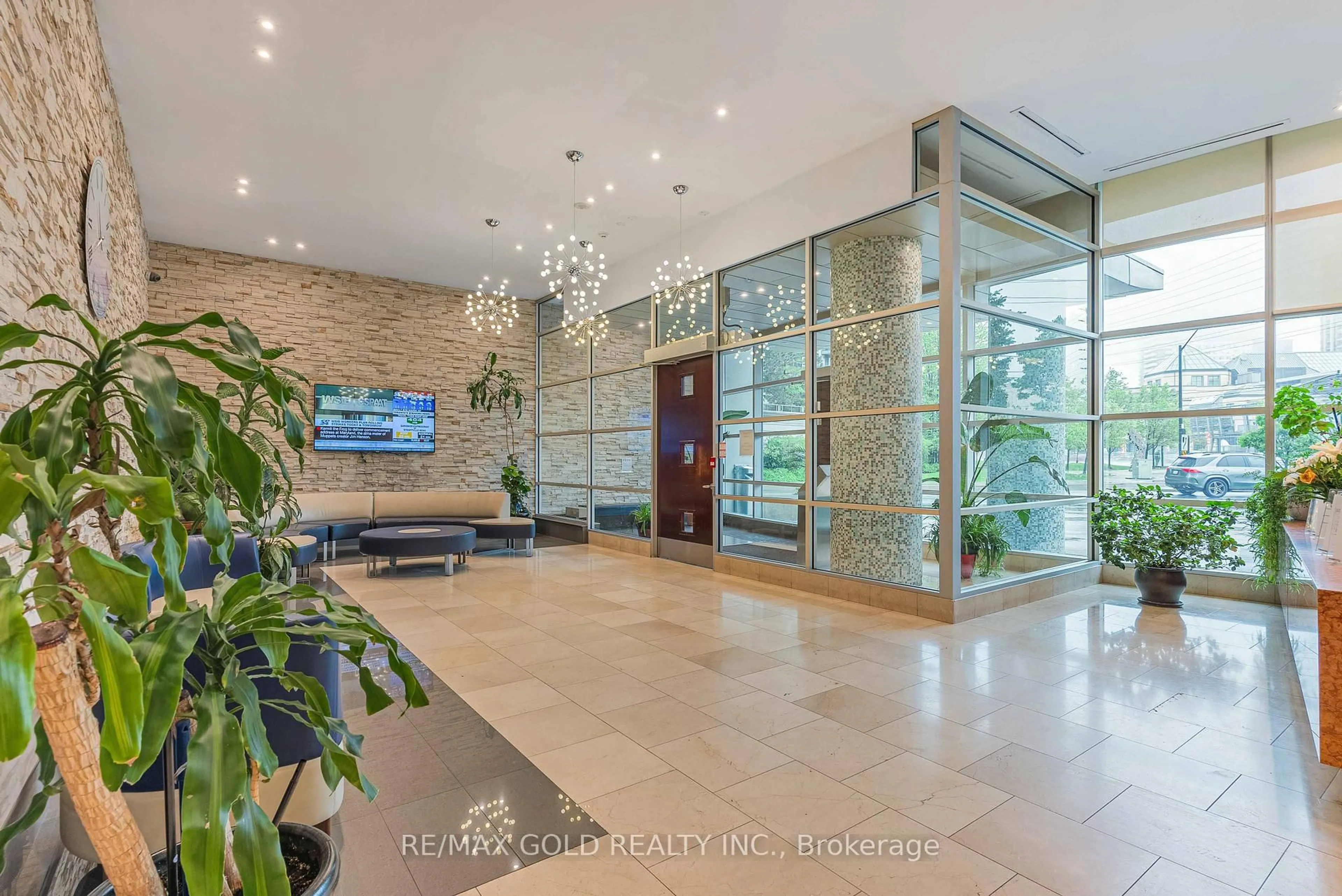 Lobby for 3939 Duke Of York Blvd #1902, Mississauga Ontario L5B 4N2