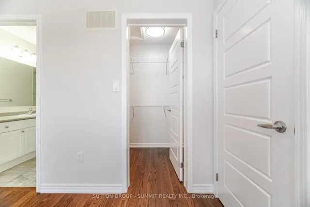 Additional property image - 642 Laking Terr