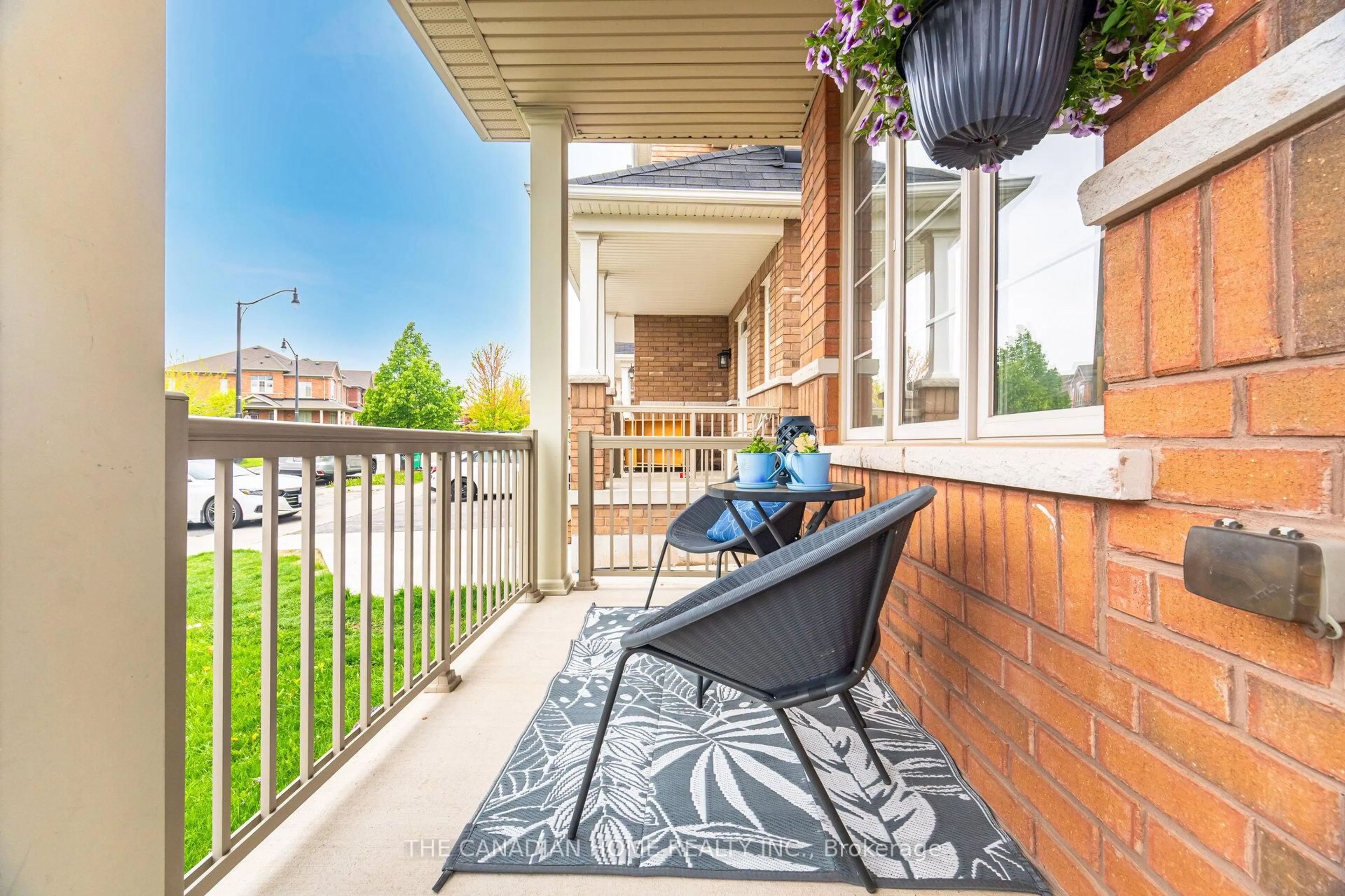 Patio, street for 25 Baby Pointe Tr, Brampton Ontario L7A 0W3