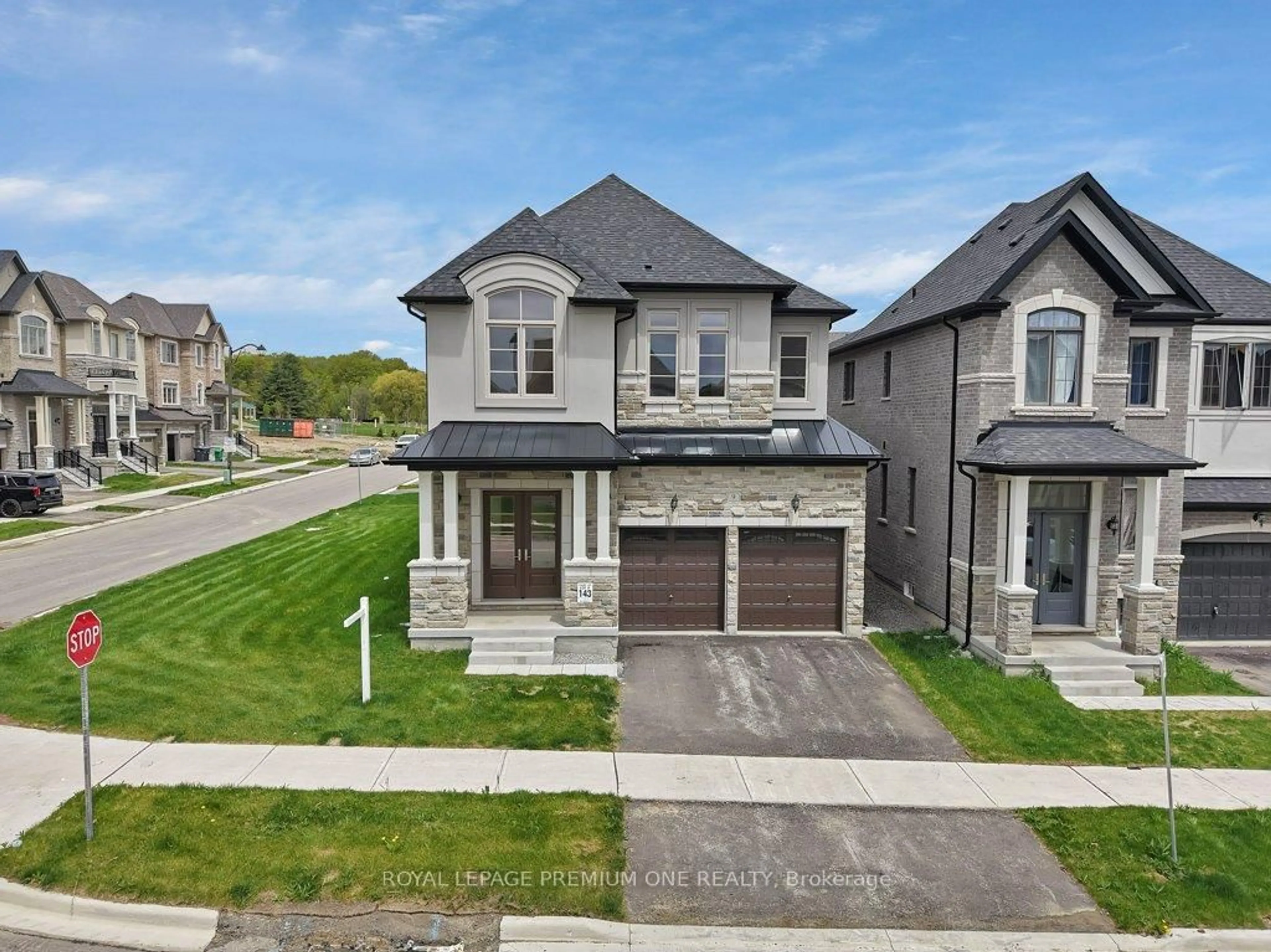 A pic from outside/outdoor area/front of a property/back of a property/a pic from drone, street for 9 Anne Mckee St, Caledon Ontario L7C 4M8