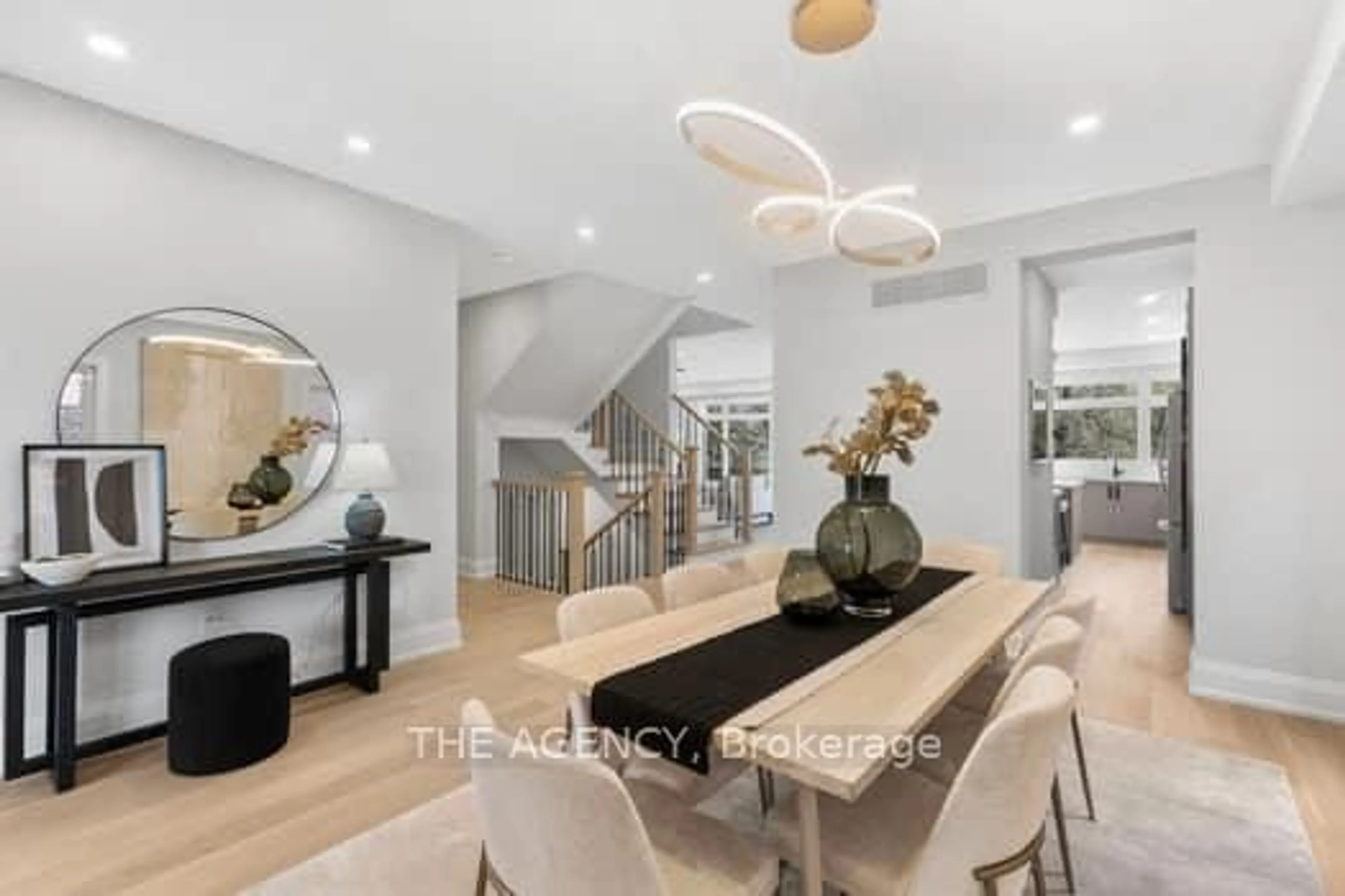 Dining room, unknown for 41 St Andrews Blvd, Toronto Ontario M9R 1W2