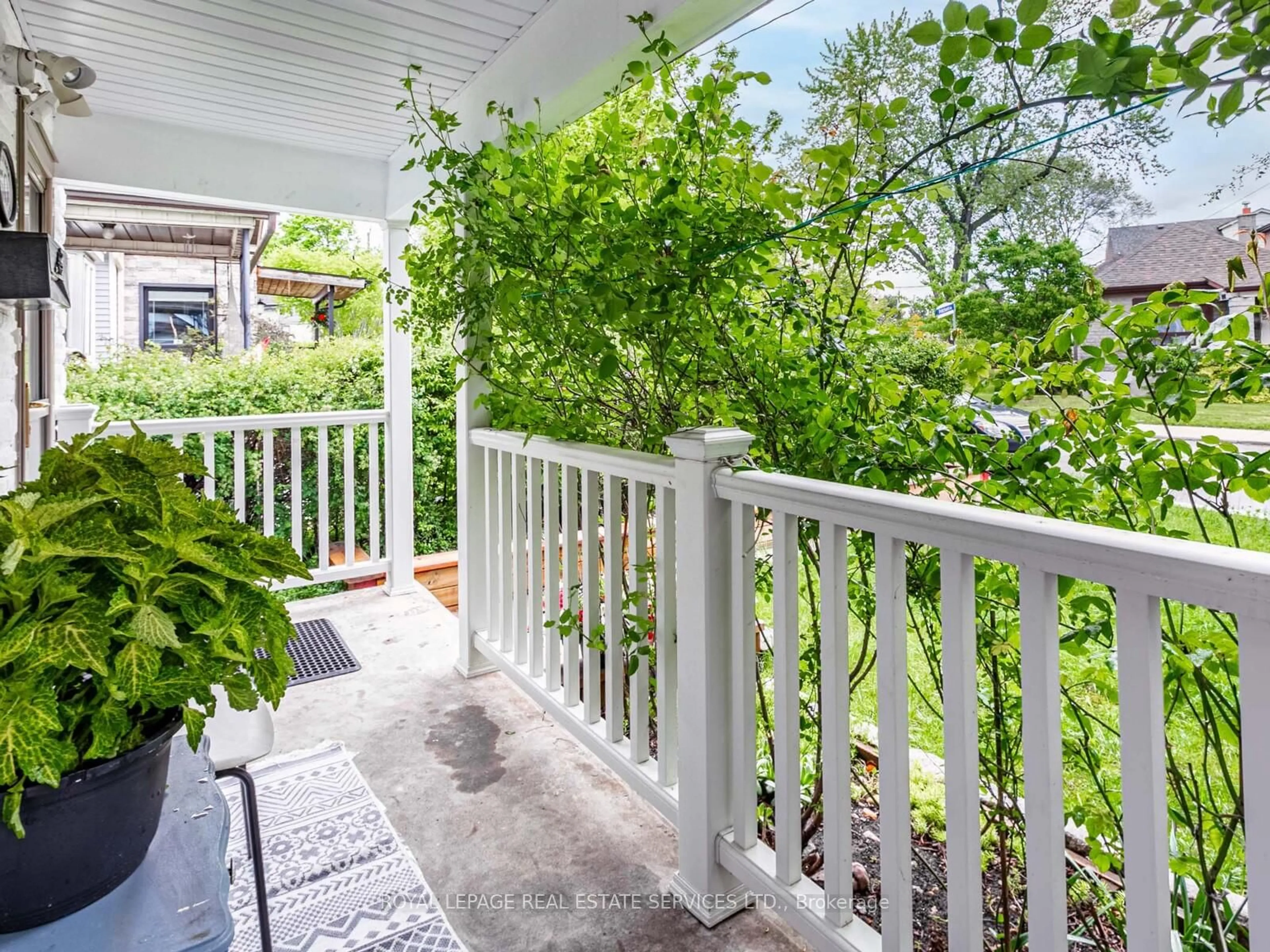 Patio, street for 50 Florence Cres, Toronto Ontario M6N 4E5