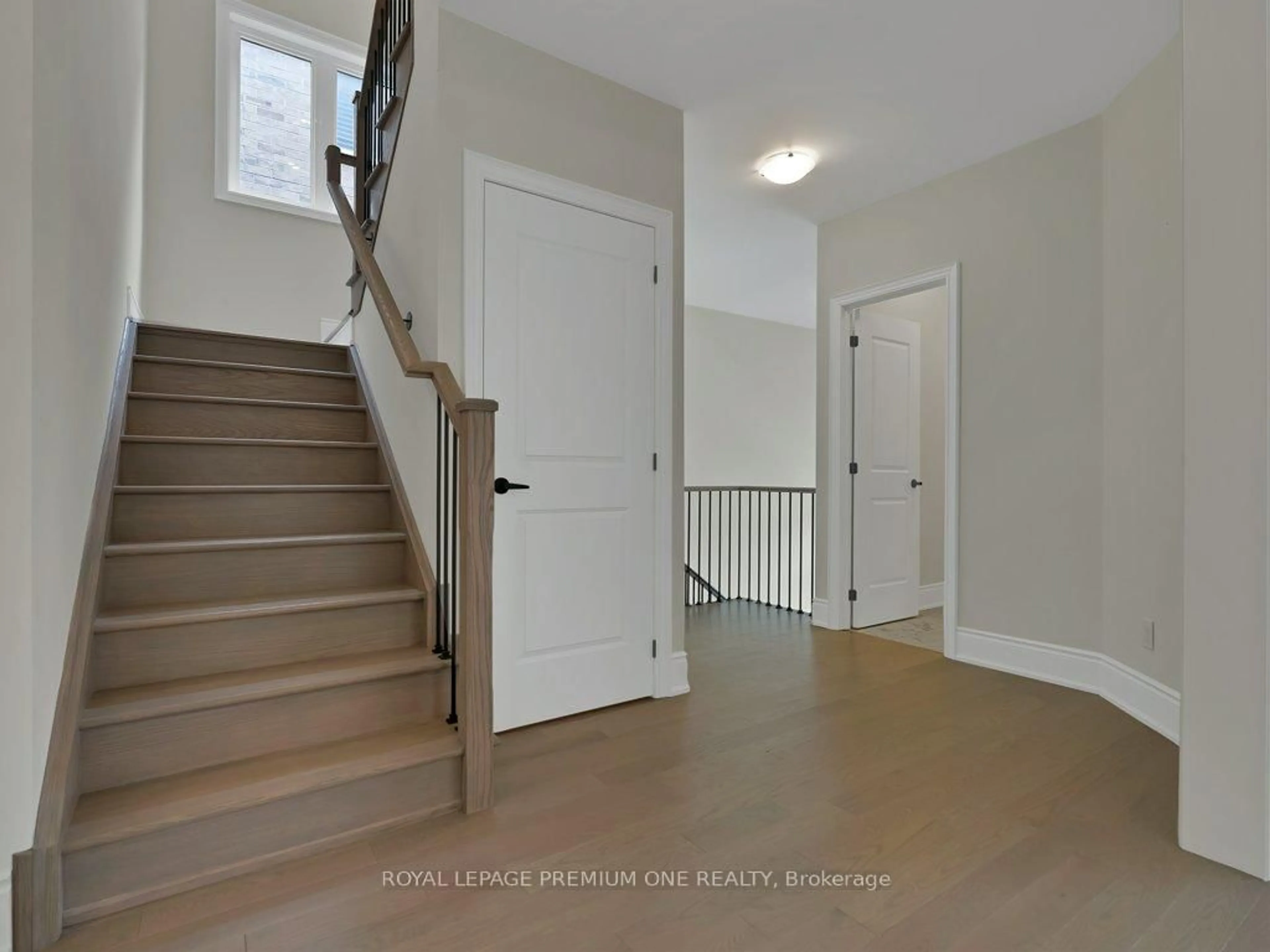 Indoor entryway for 30 James Walker Ave, Caledon Ontario L7C 4M8