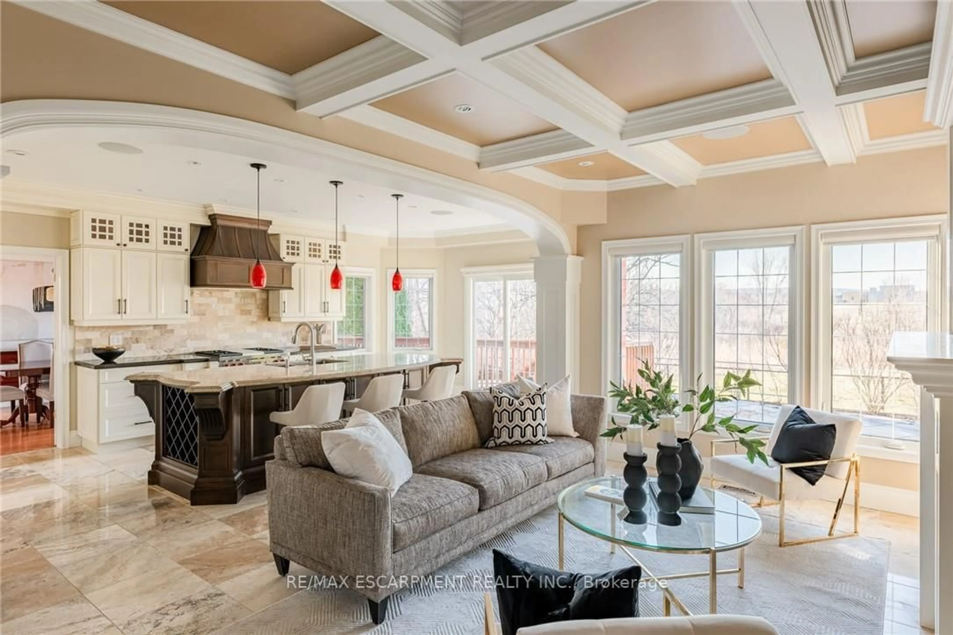 Open concept kitchen, unknown for 4105 Millcroft Park Dr, Burlington Ontario L7M 3V9