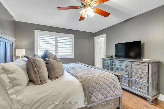 Additional property image - 5118 Tree Crt