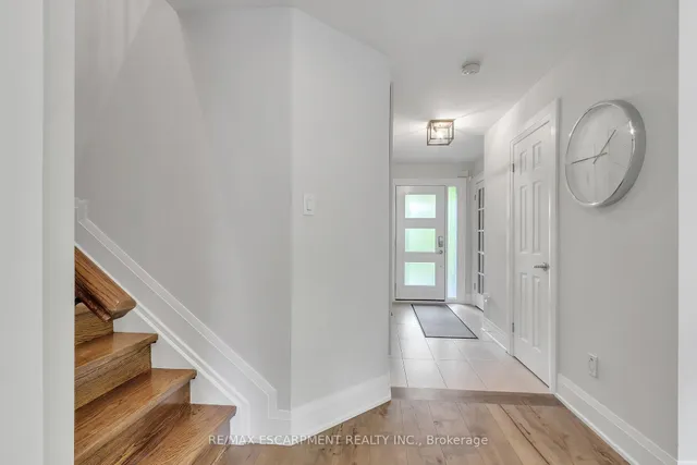 Additional property image - 5118 Tree Crt