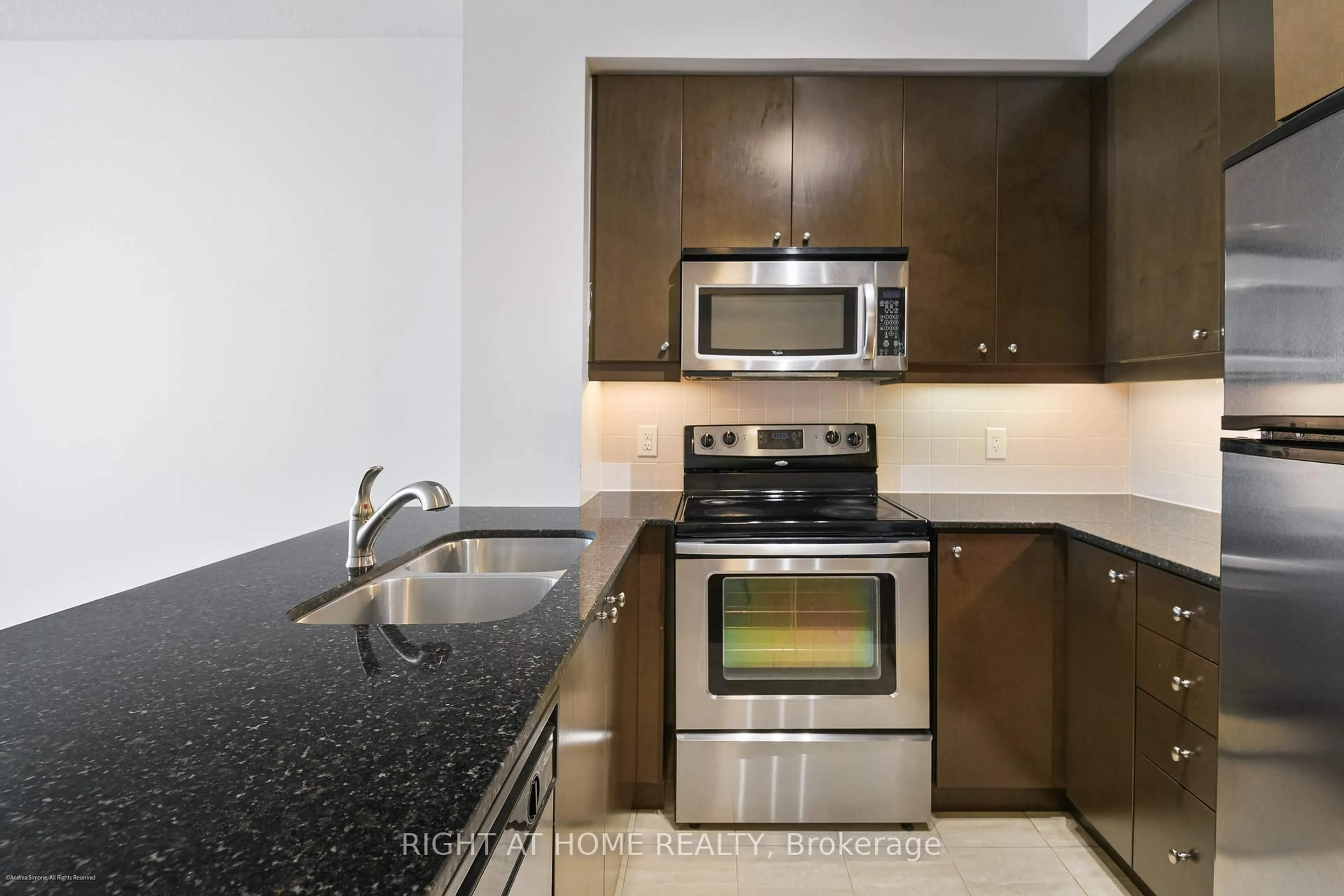 Standard kitchen, ceramic/tile floor for 50 Absolute Ave #2401, Mississauga Ontario L4Z 0A8
