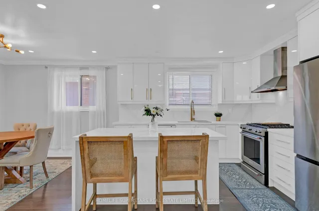 Additional property image - 24 ARCHWAY Cres
