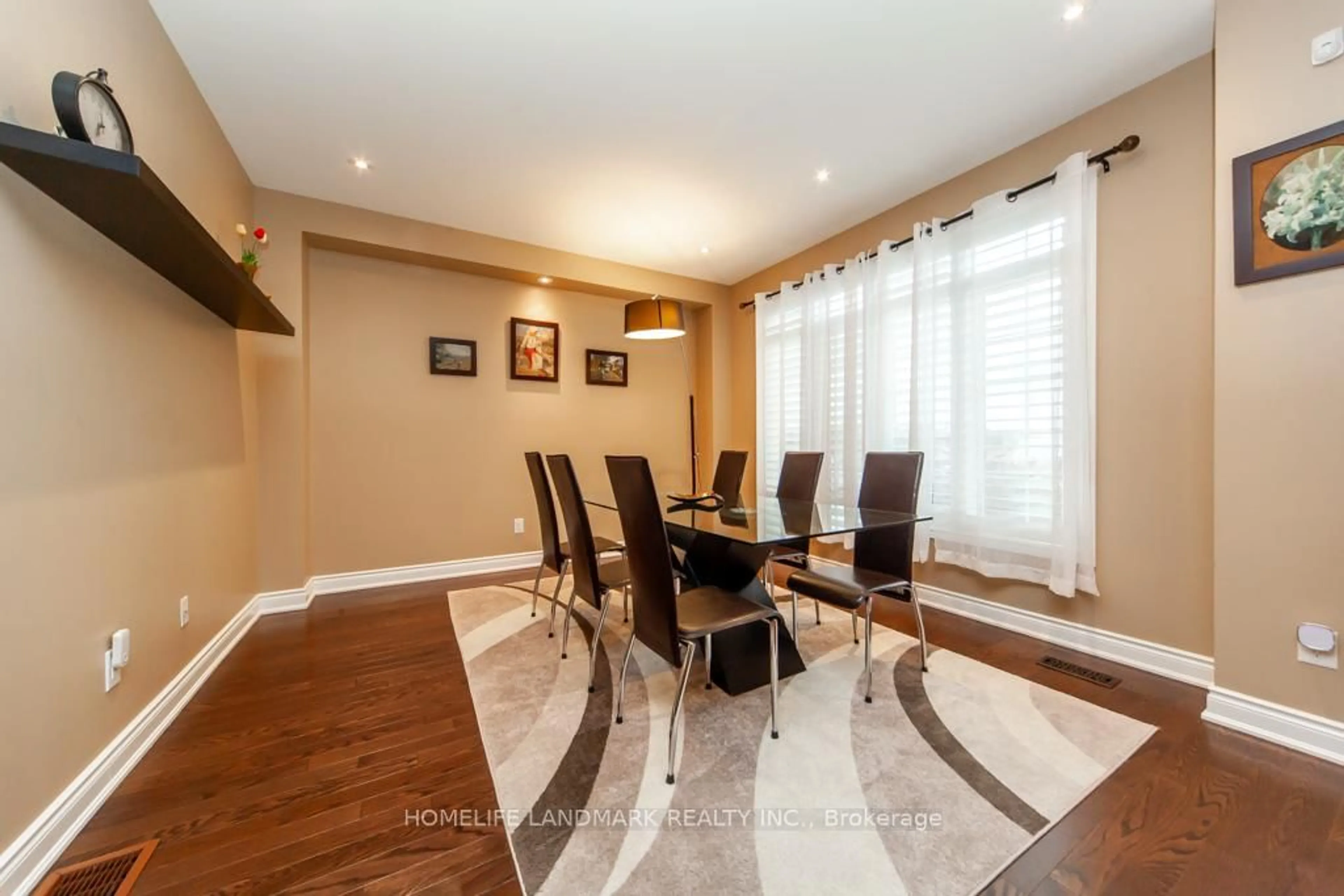 Dining room, unknown for 3077 Neyagawa Blvd, Oakville Ontario L6M 4L7