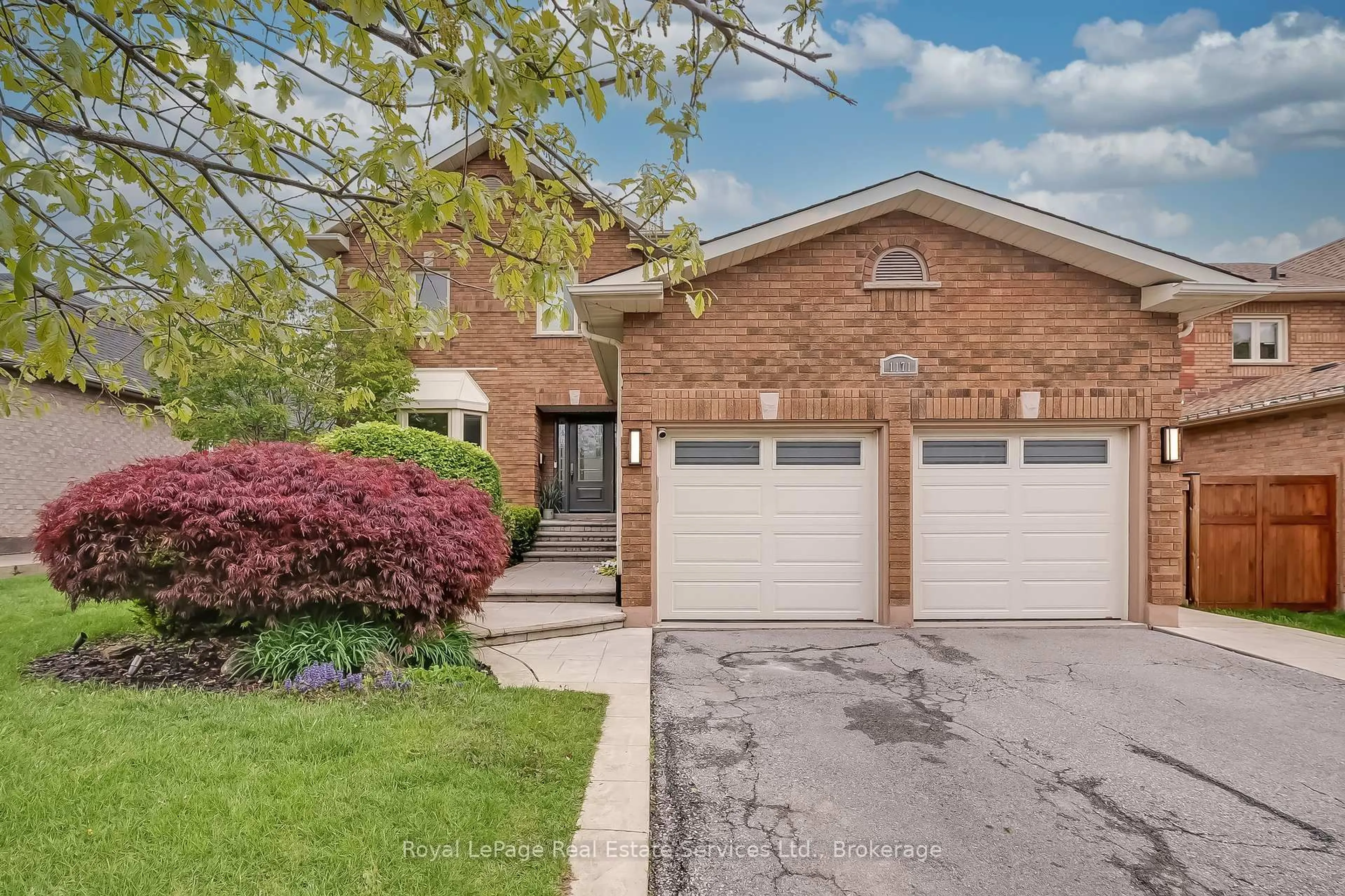 Home with brick exterior material, street for 1171 Thoresby Dr, Oakville Ontario L6J 7M8