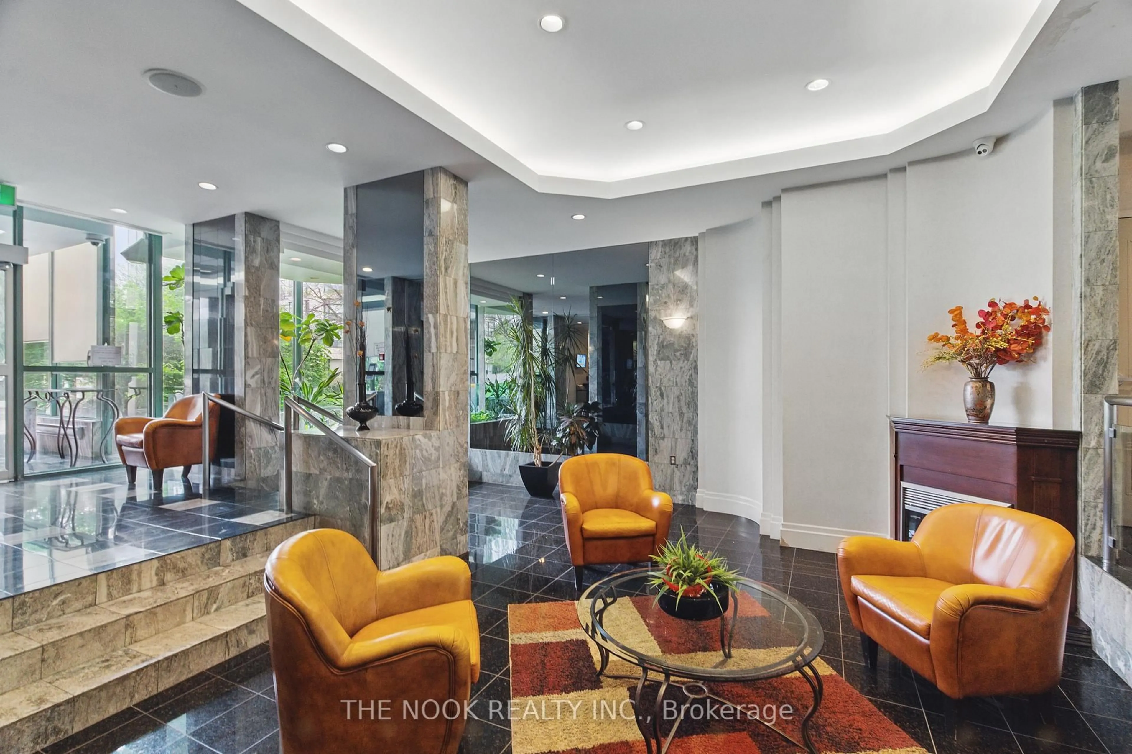 Lobby for 4407 TUCANA Crt #204, Mississauga Ontario L5R 3K8
