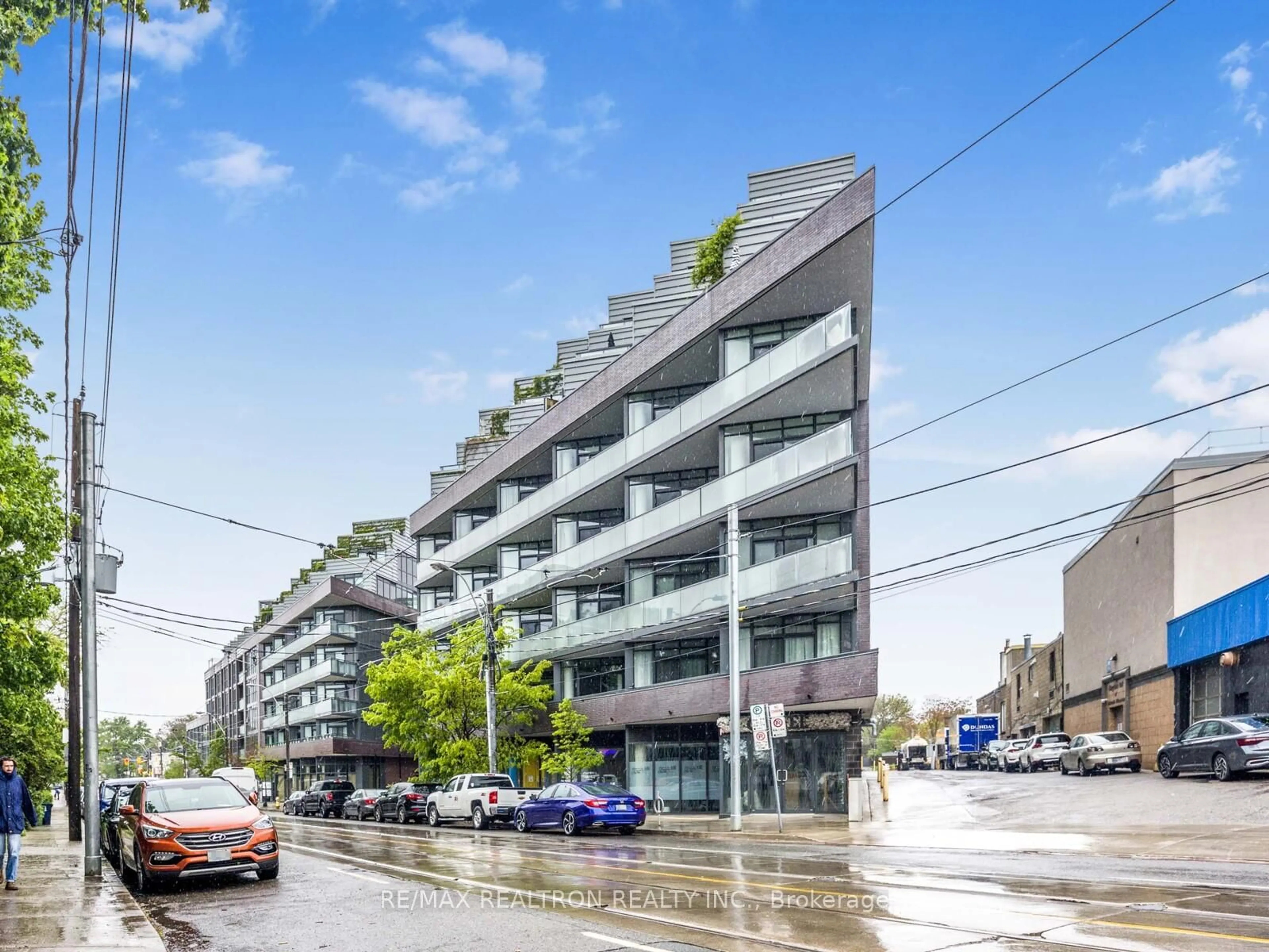 Unknown for 36 Howard Park Ave #202, Toronto Ontario M6R 0A5