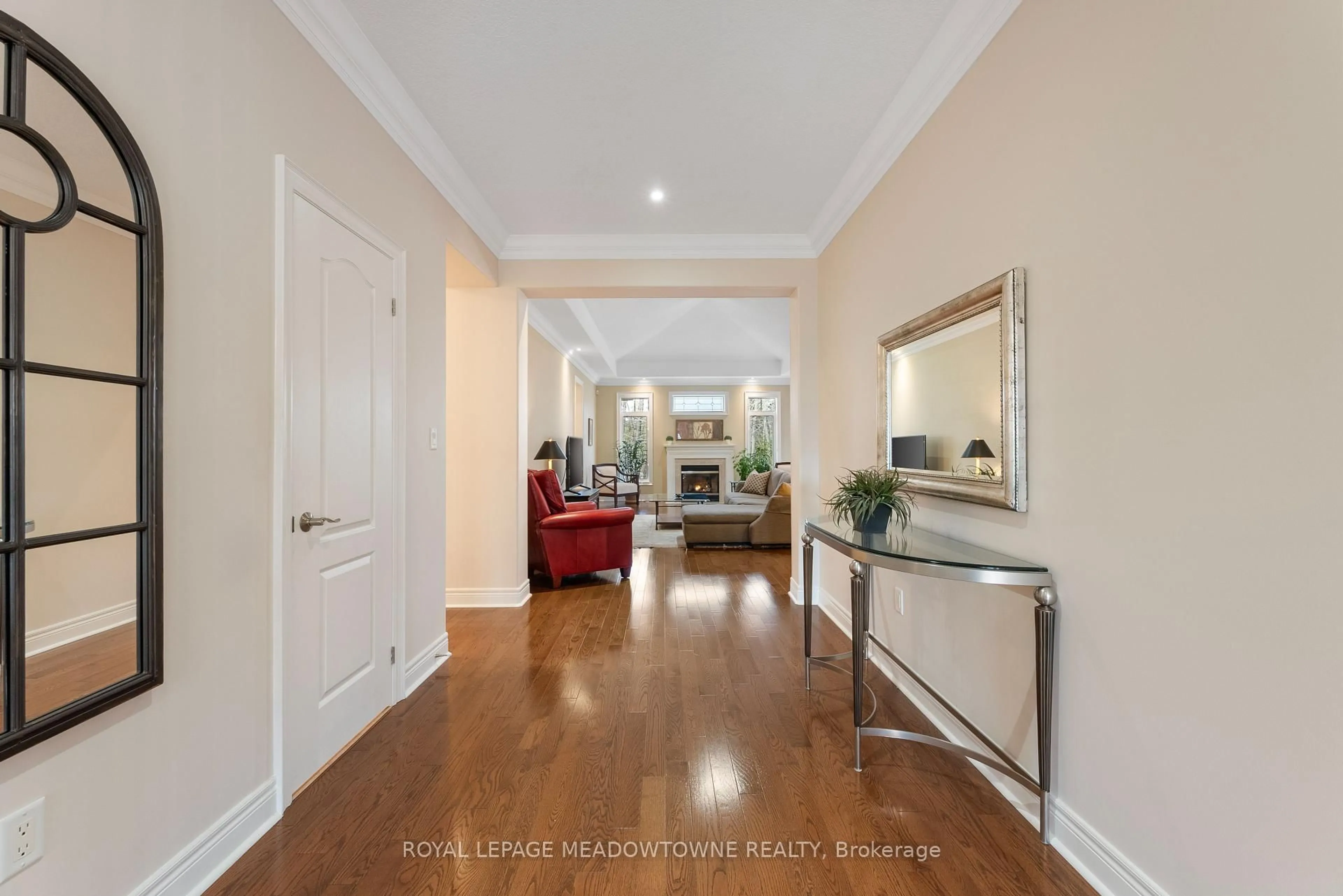 Indoor entryway for 3 Mcnutt St, Brampton Ontario L6Y 5L3