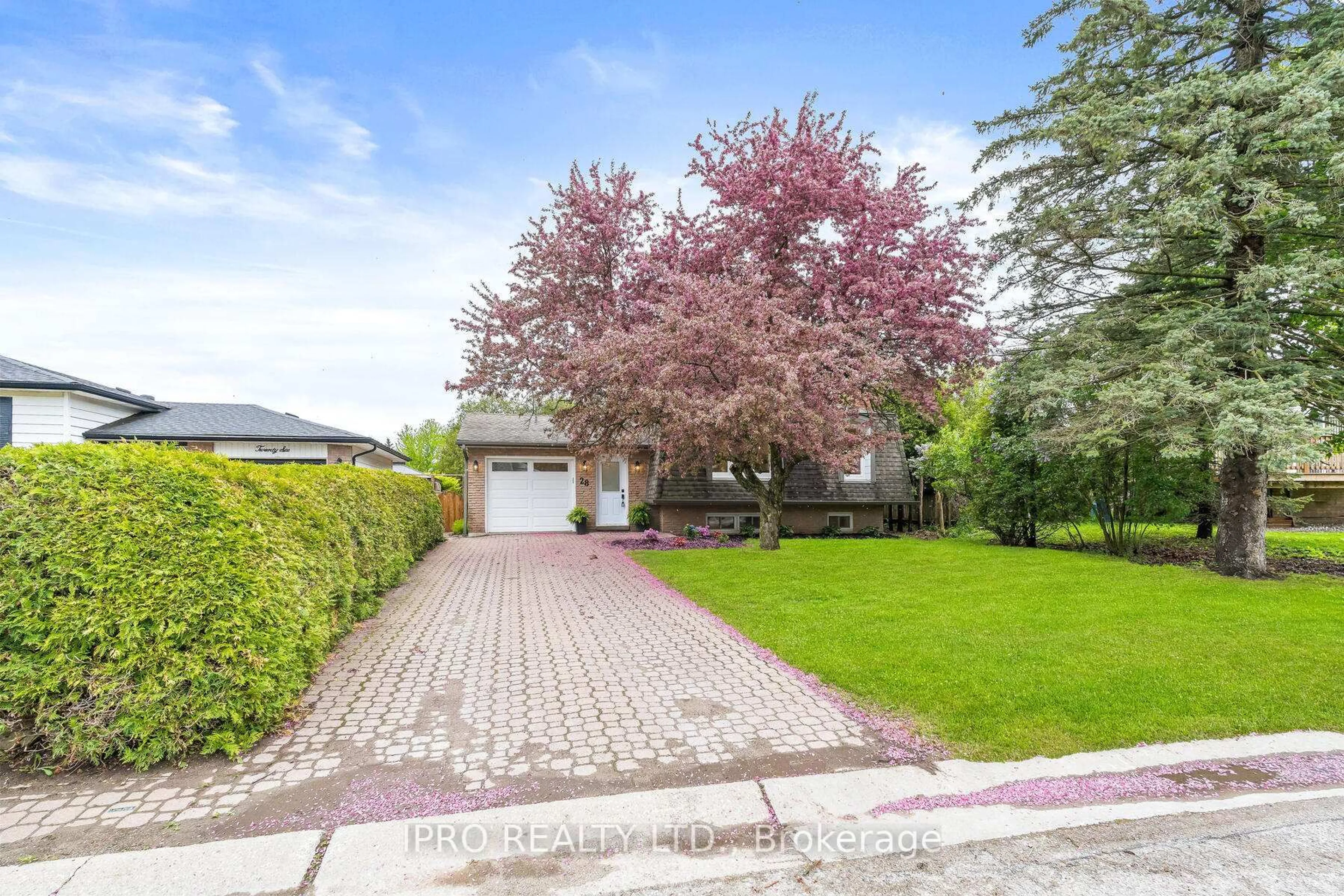 Home with brick exterior material, street for 28 Norman Ave, Halton Hills Ontario L7J 2R4