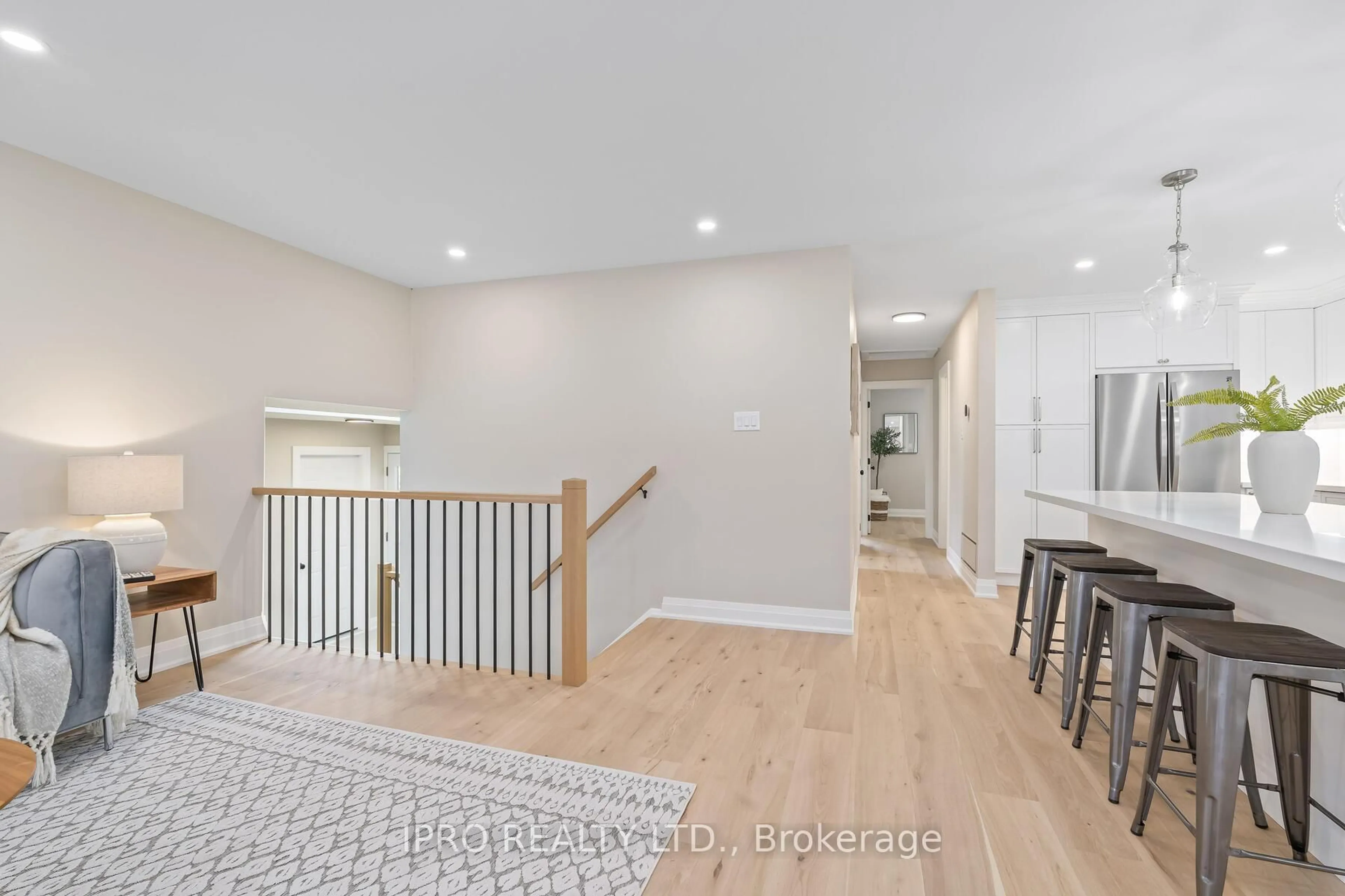 Unknown for 28 Norman Ave, Halton Hills Ontario L7J 2R4