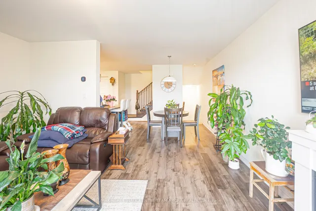 Additional image 23 of 990 Balsam Crt