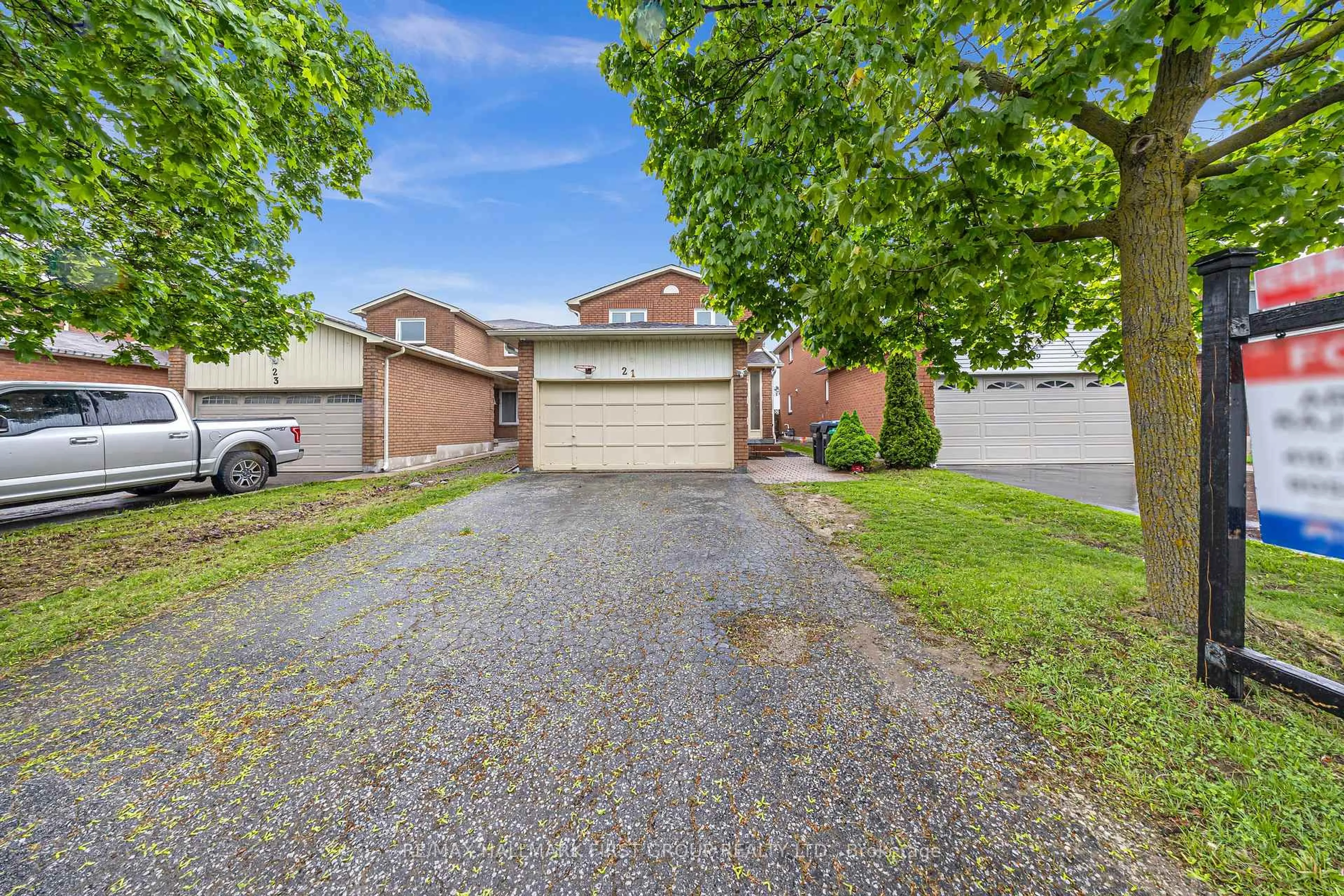 Unknown for 21 Toba Cres, Brampton Ontario L6Z 4R6