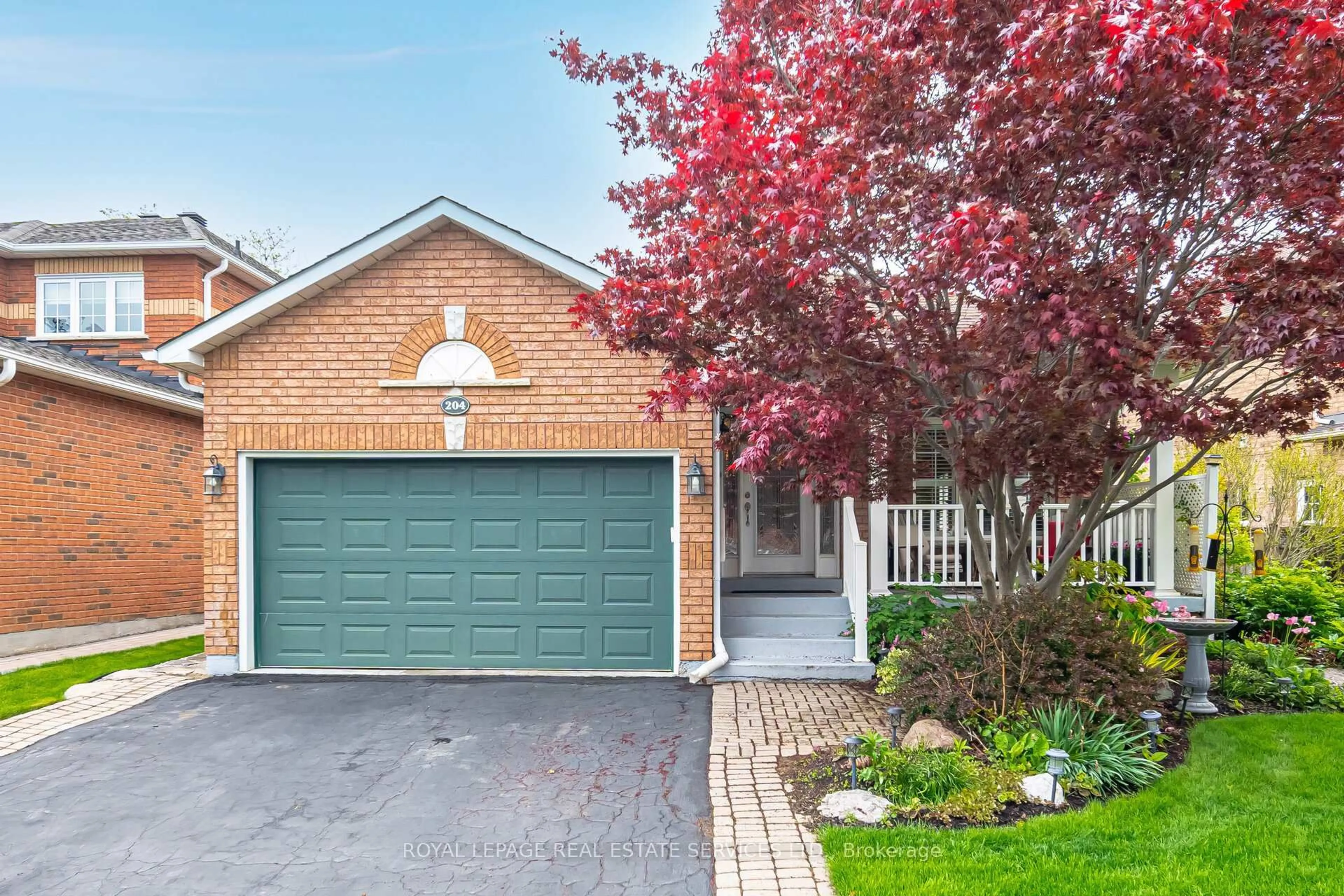 Home with brick exterior material, street for 204 Eaton St, Halton Hills Ontario L7G 5Y2