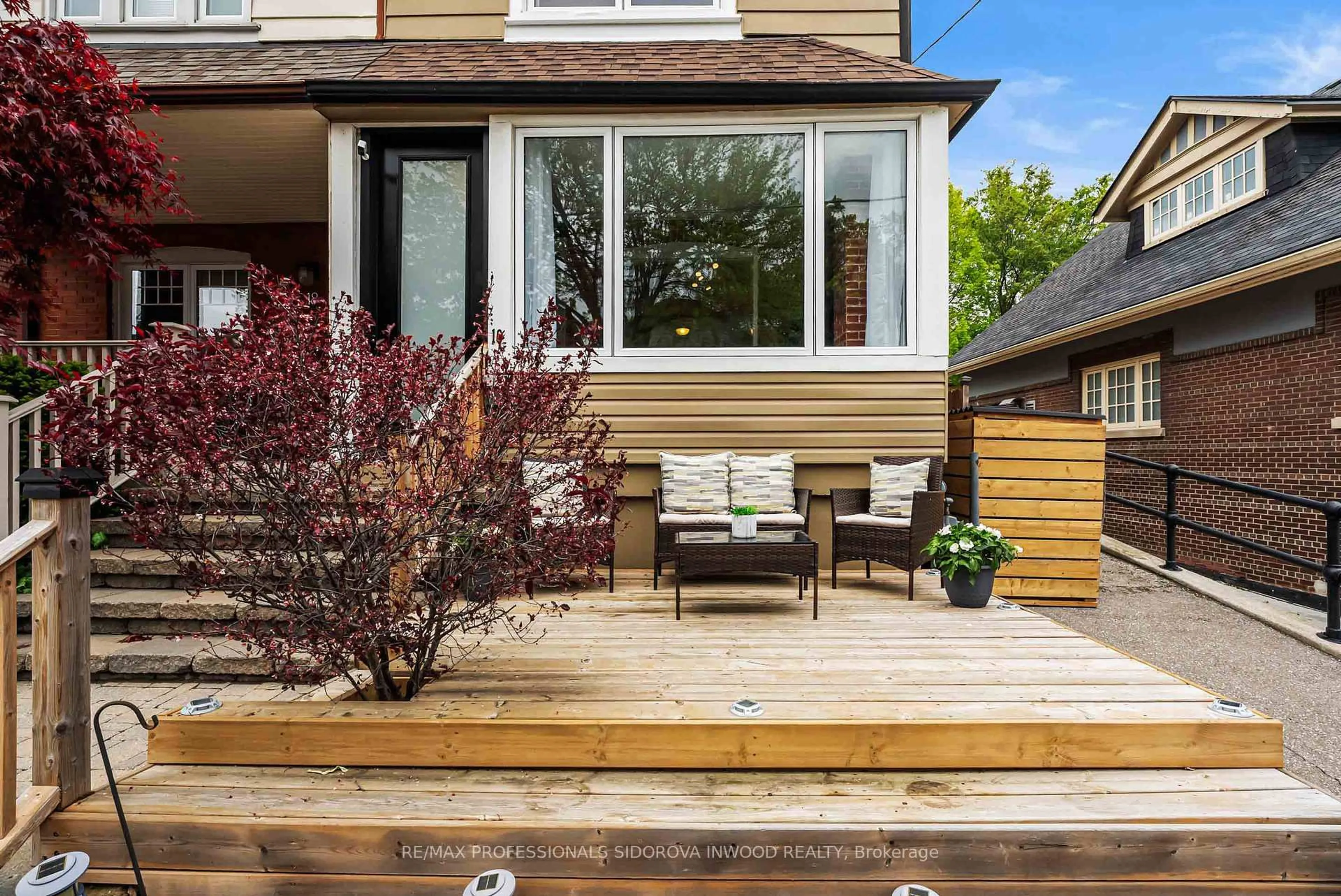 Patio, street for 16 Macgregor Ave, Toronto Ontario M6S 2A2