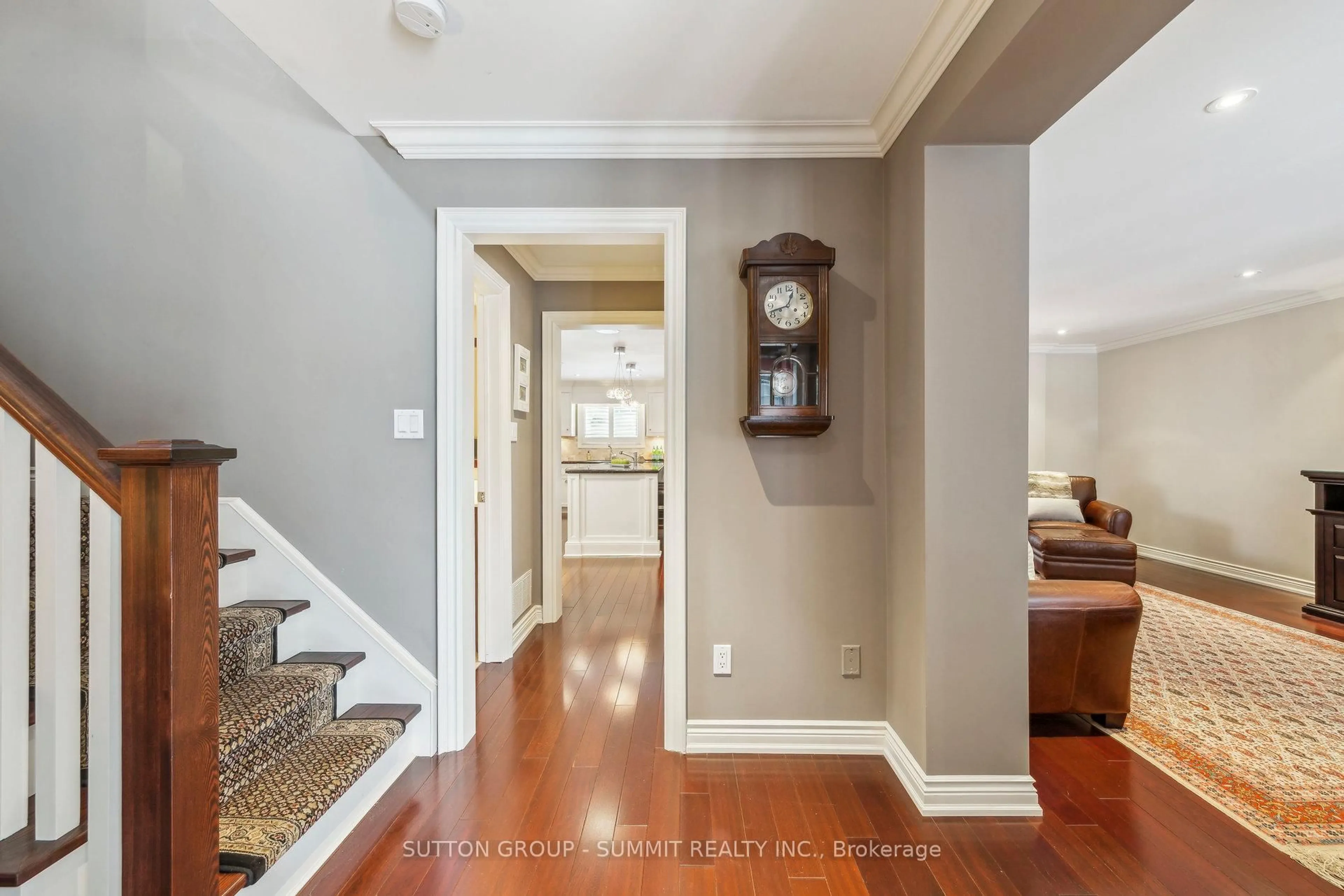 Indoor entryway for 2906 Coulson Crt, Mississauga Ontario L5M 5S8
