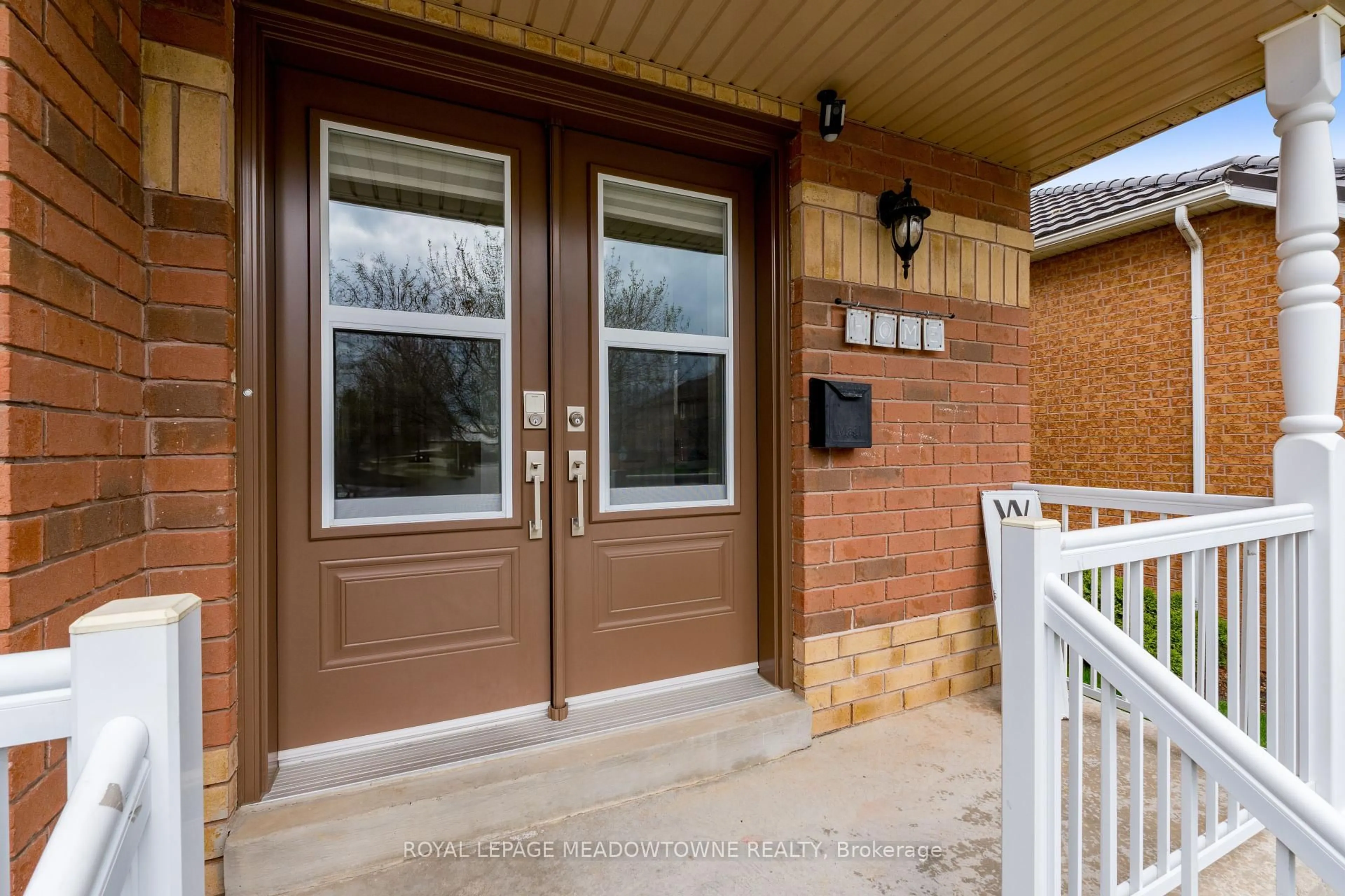 Unknown for 110 Mowat Cres, Halton Hills Ontario L7G 6C8