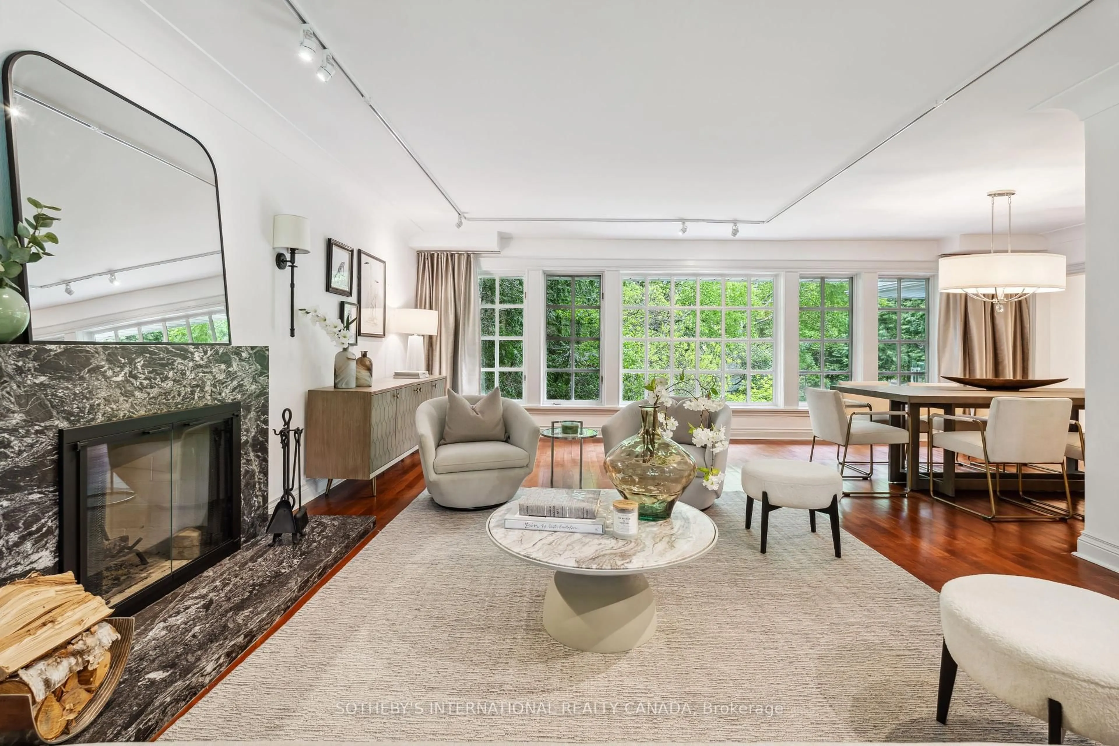 Living room with furniture, unknown for 43 Edenbridge Dr, Toronto Ontario M9A 3E8