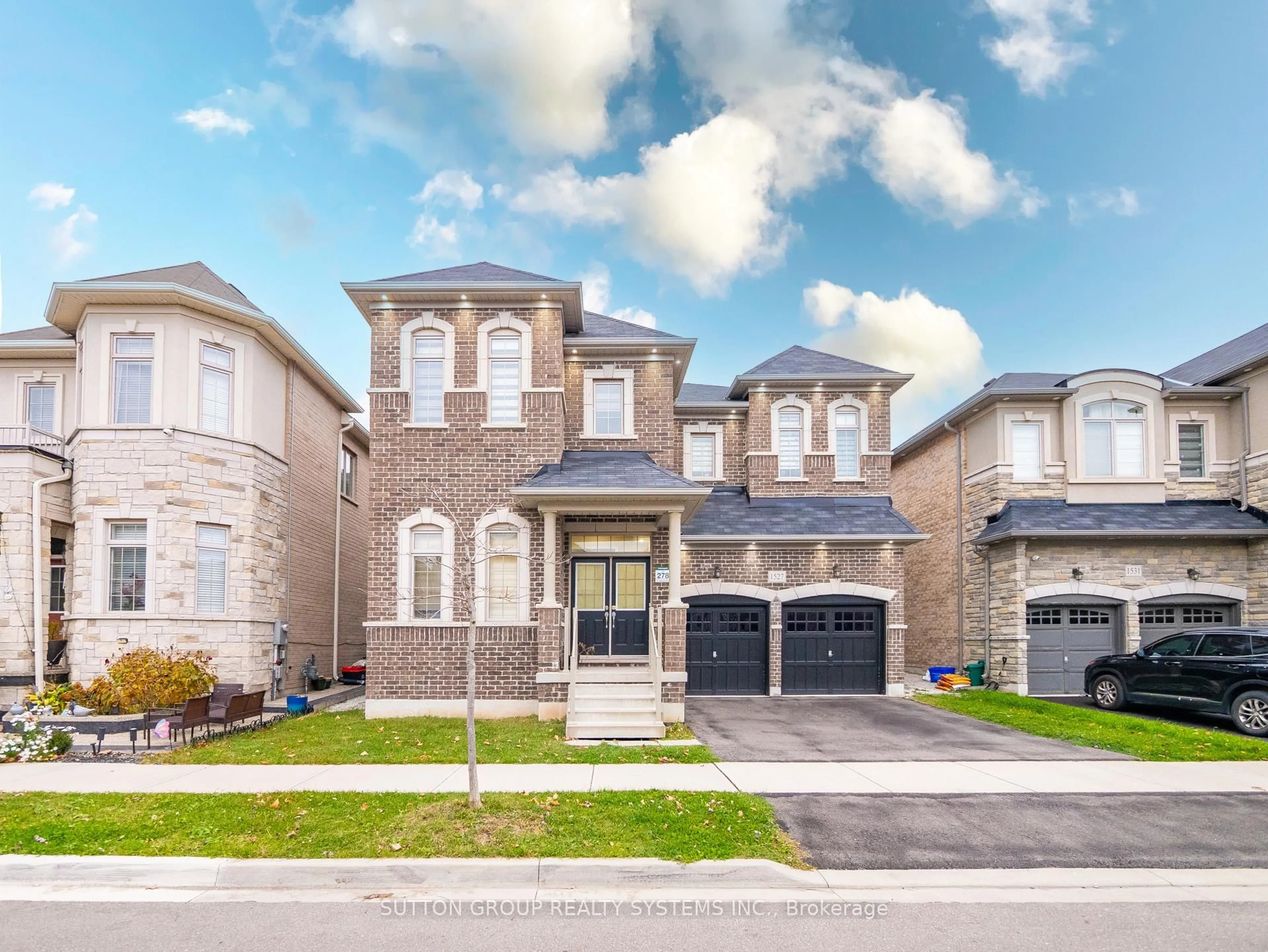 Home with brick exterior material, street for 1527 Mendelson Hts, Milton Ontario L9E 1H3