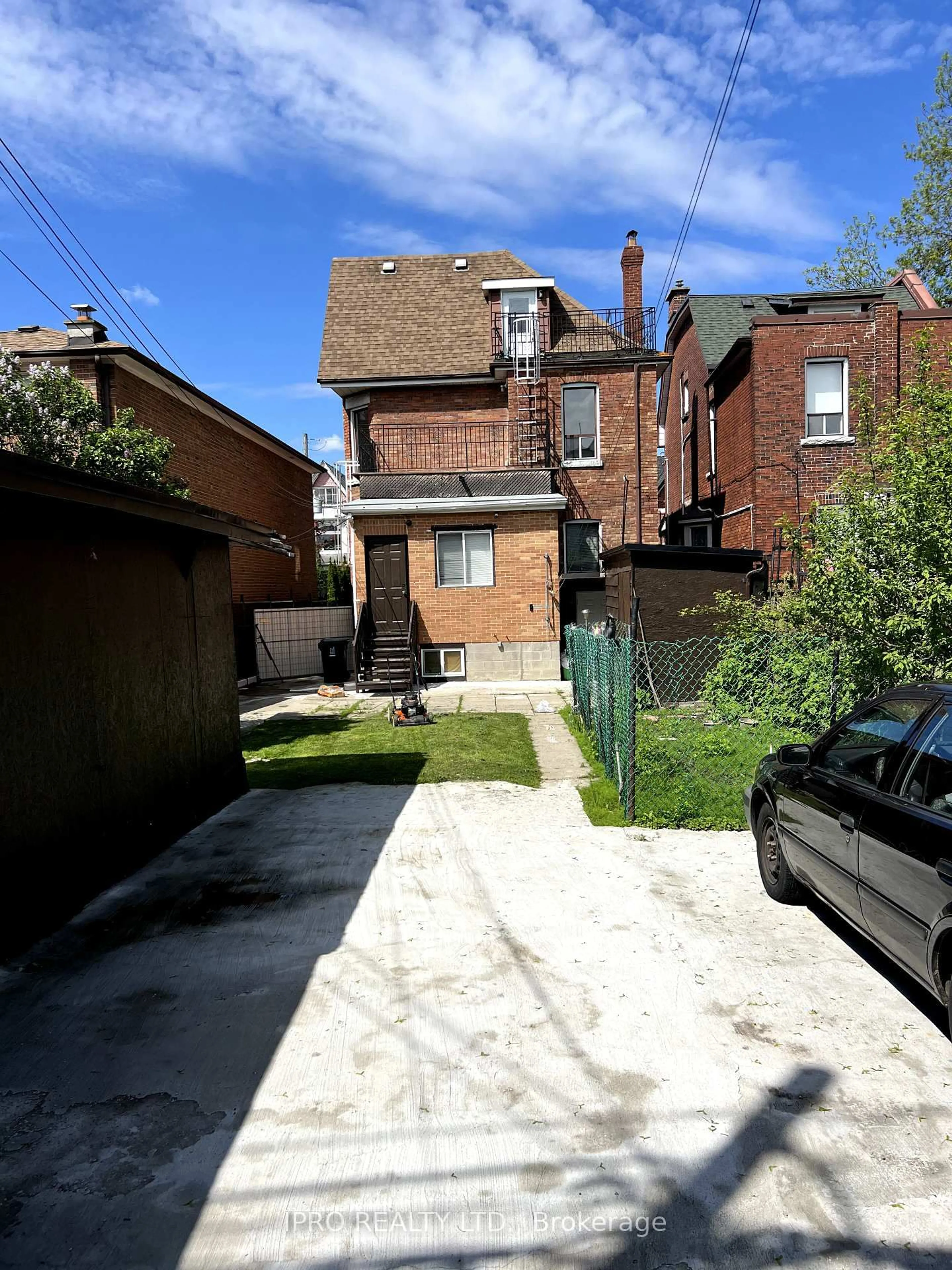 Unknown for 15 Macdonell Ave, Toronto Ontario M6R 2A3