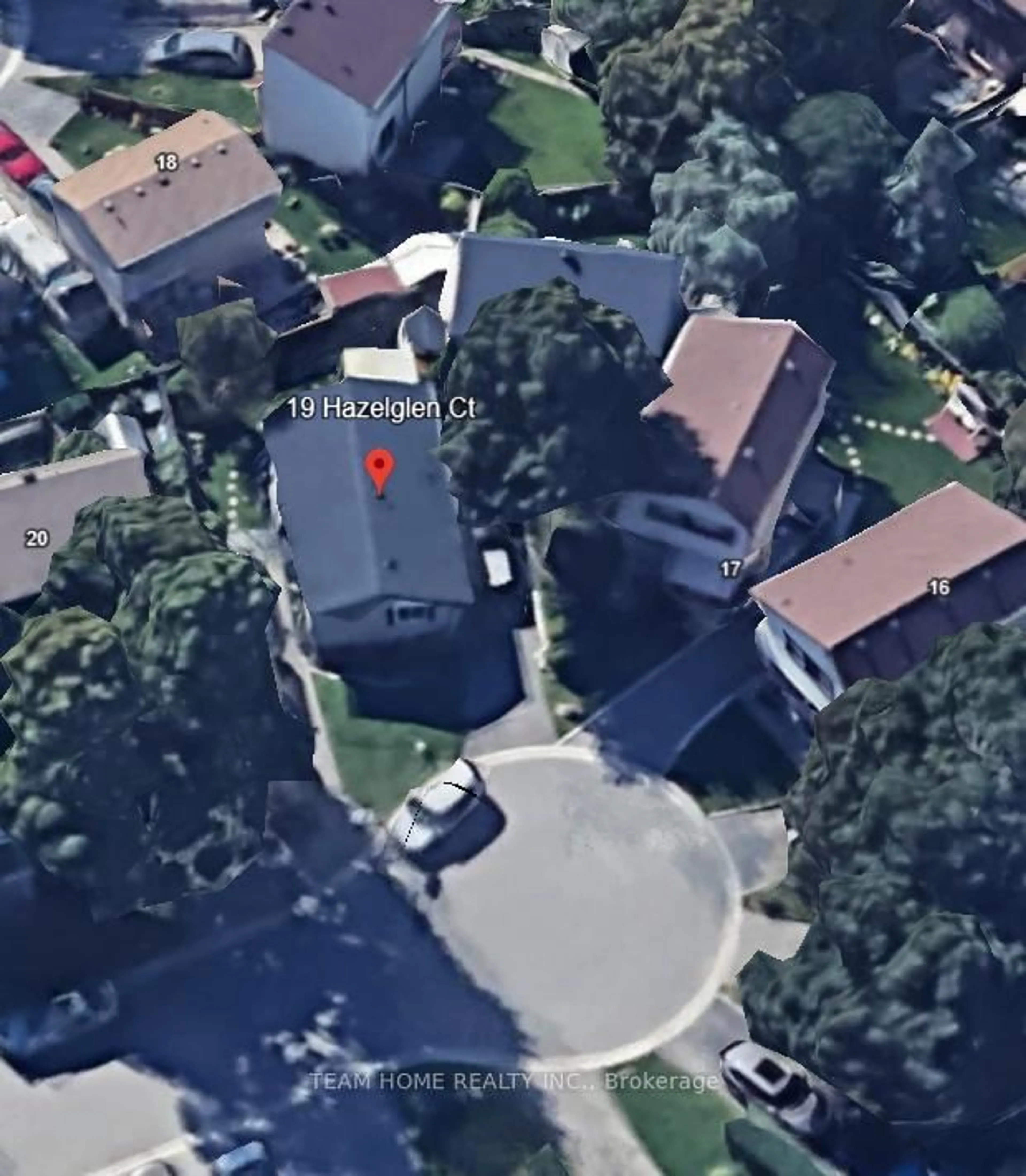 A pic from outside/outdoor area/front of a property/back of a property/a pic from drone, street for 19 Hazelglen Crt, Brampton Ontario L6S 1N7