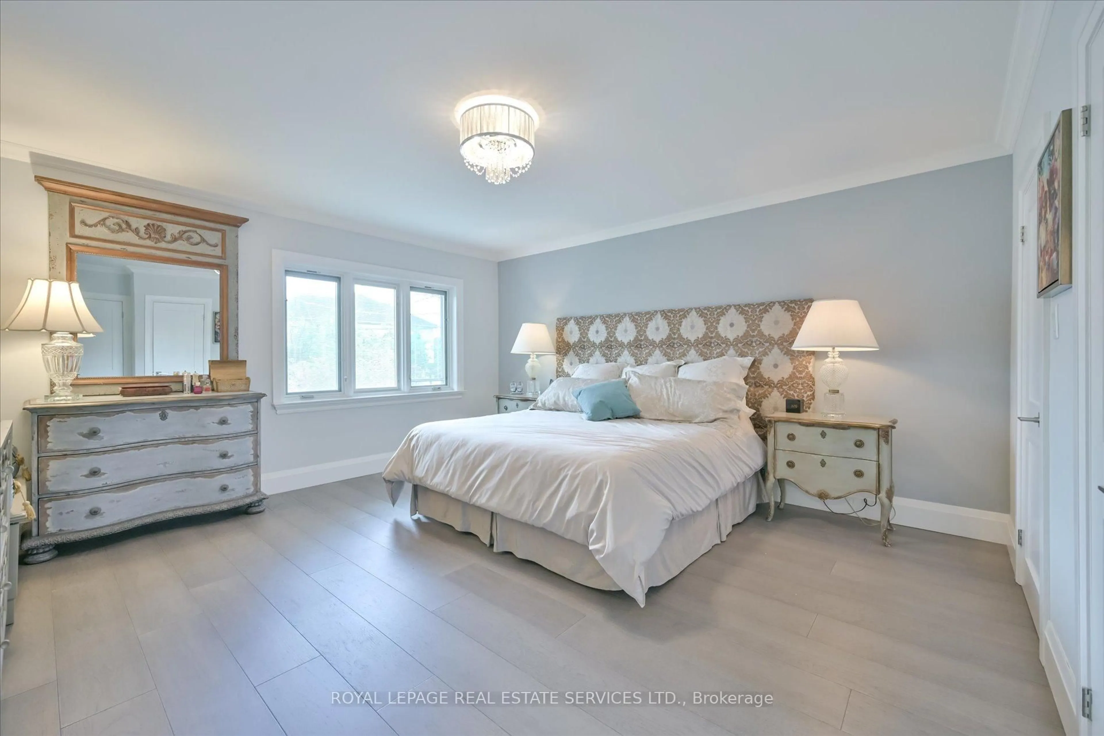 Bedroom with bed, unknown for 11 Ashwood Cres, Toronto Ontario M9A 1Z2