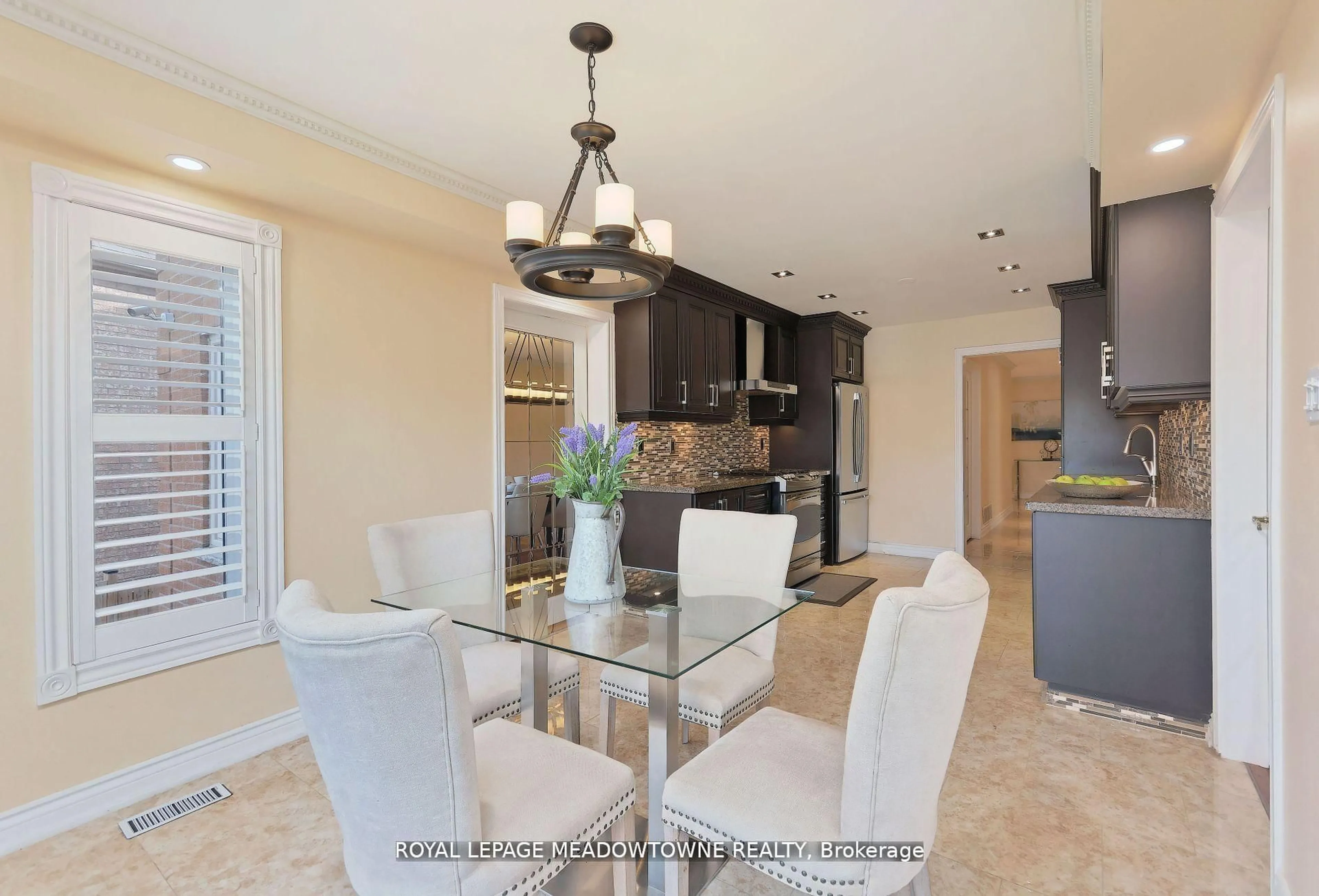 Unknown for 2857 Termini Terr, Mississauga Ontario L5M 5S3